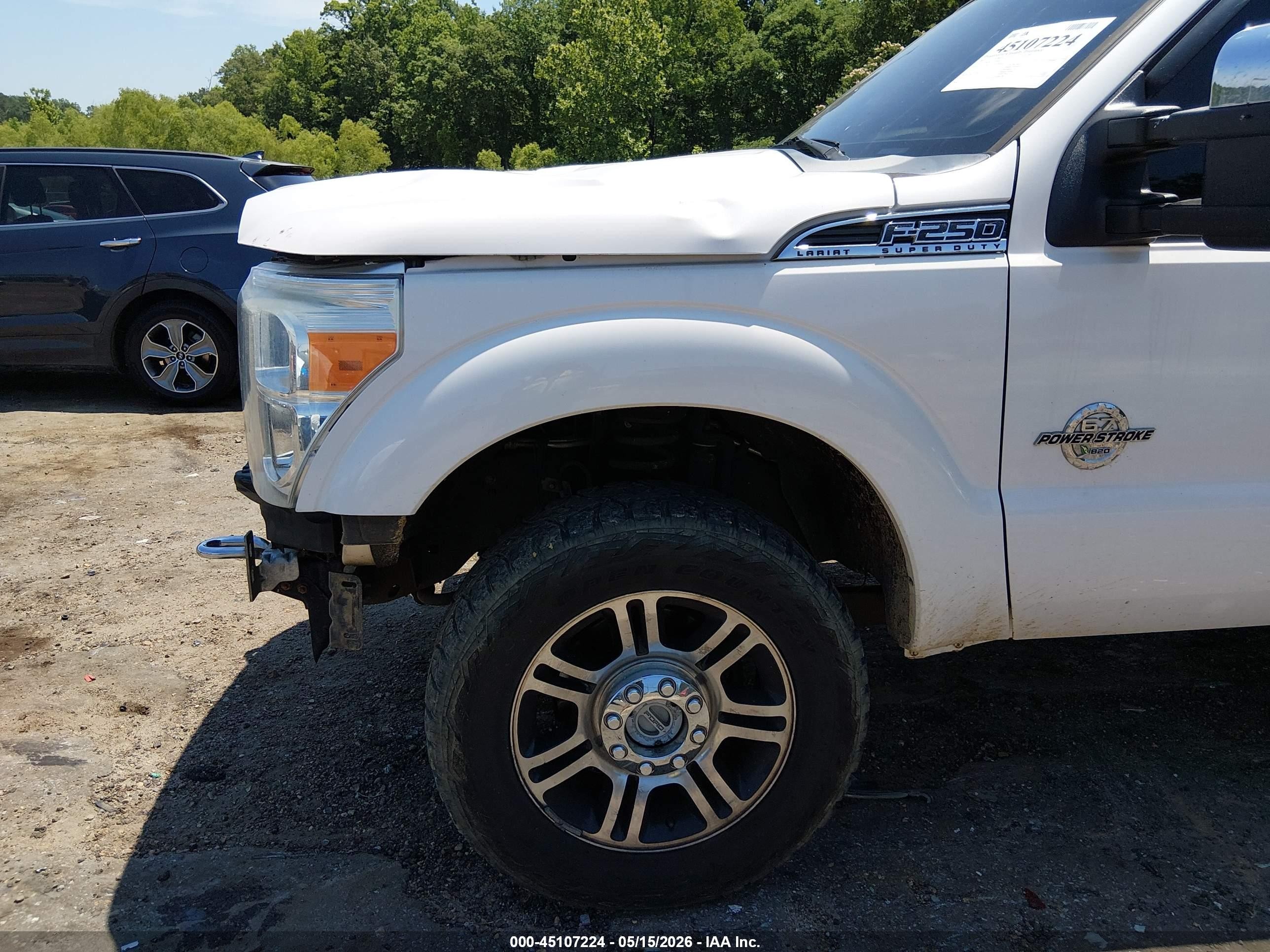 2015 Ford F-250 Lariat White vin: 1FT7W2BT1FEC60693