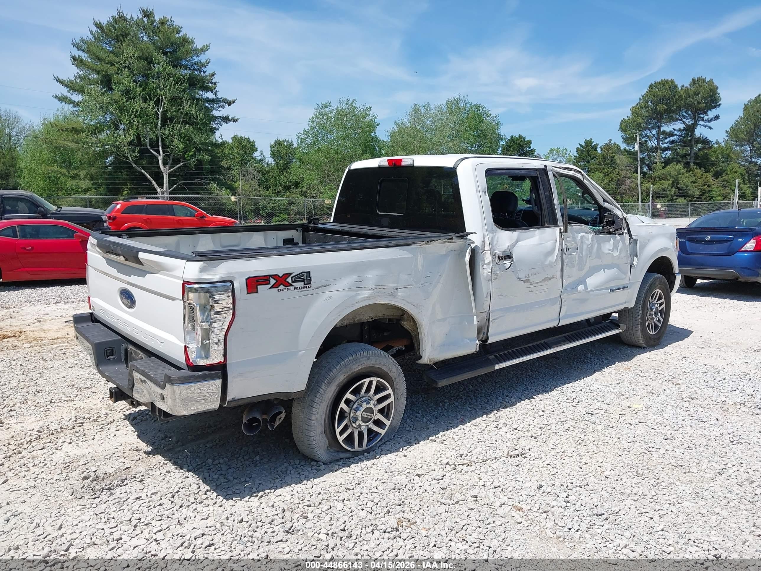 2017 Ford F-250 Lariat White vin: 1FT7W2BT1HEE17139