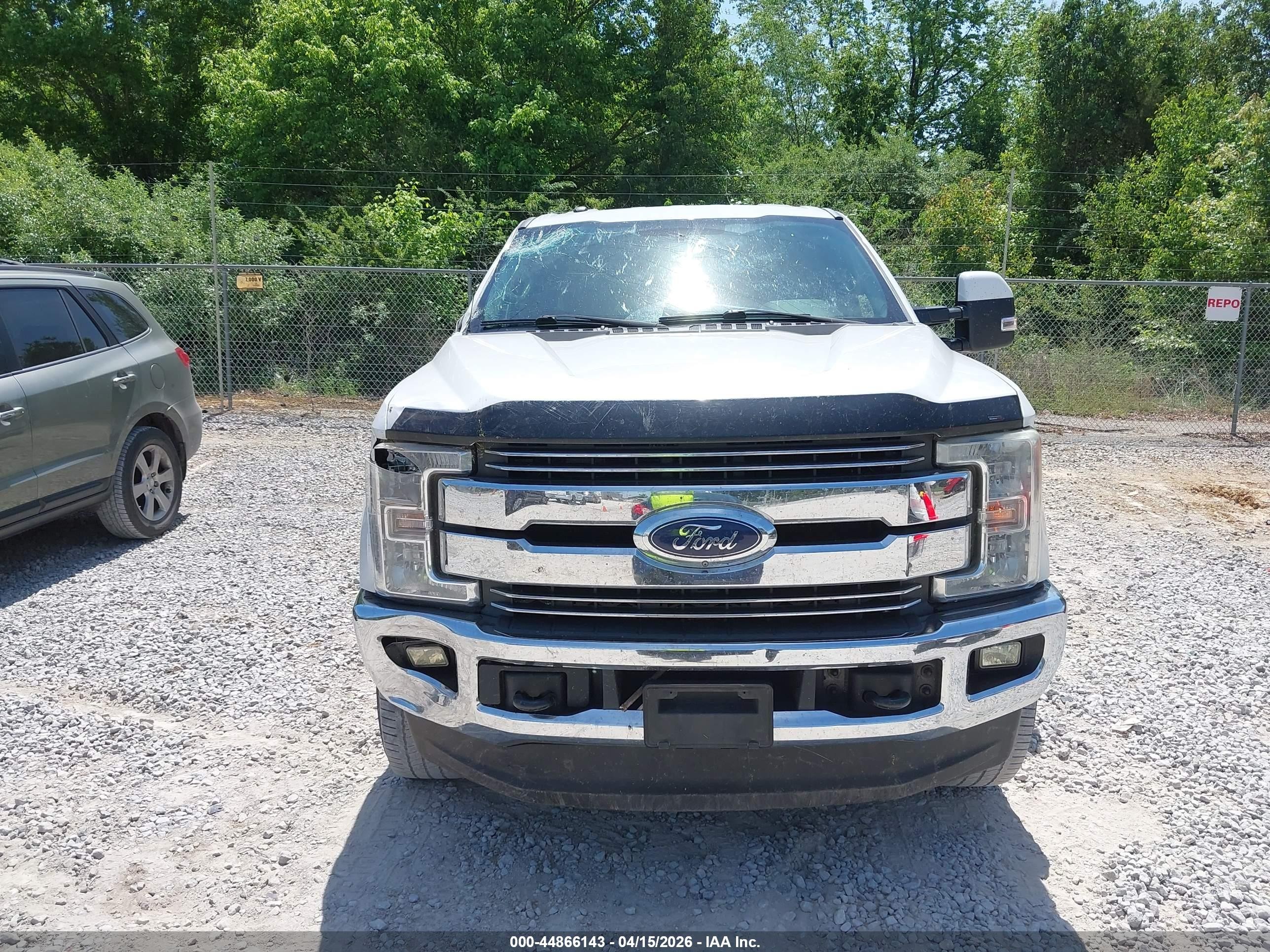 2017 Ford F-250 Lariat White vin: 1FT7W2BT1HEE17139