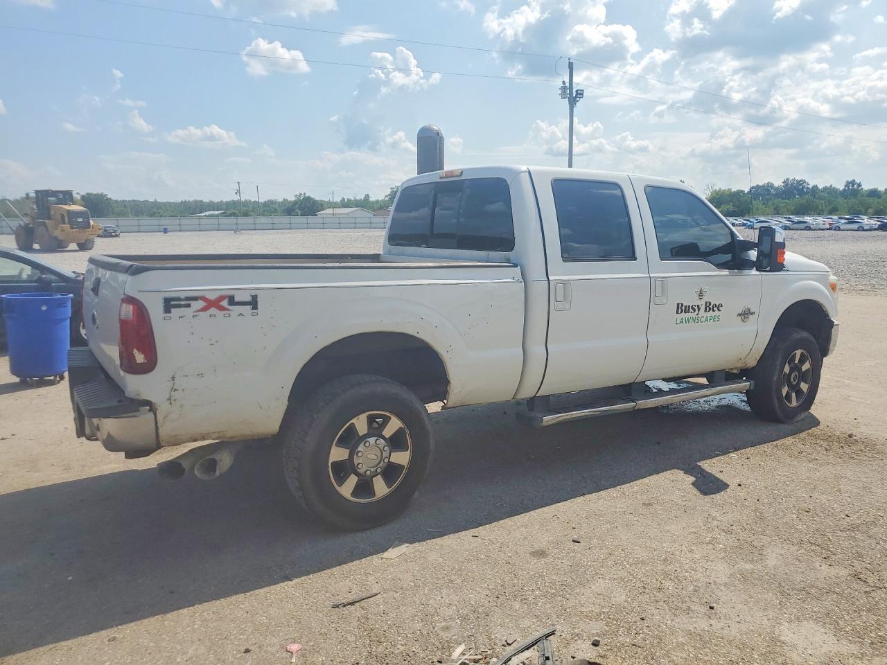 2011 Ford F250 Super Duty White vin: 1FT7W2BT2BEB30187