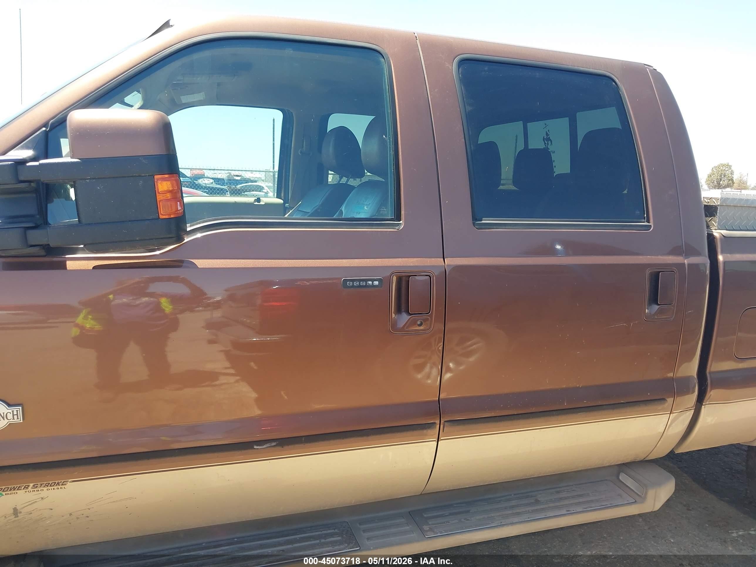 2011 Ford F-250 Lariat Brown vin: 1FT7W2BT2BEB38239