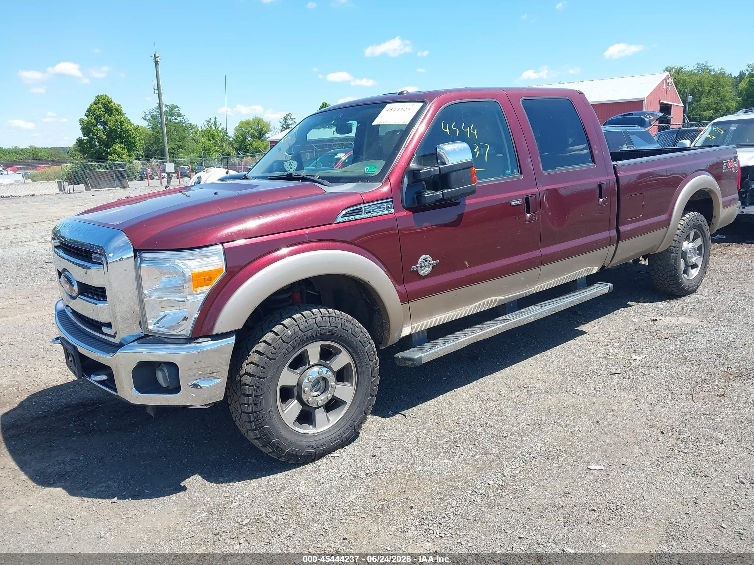 2011 Ford Super Duty F-250 Srw Lariat Maroon vin: 1FT7W2BT2BEB72245