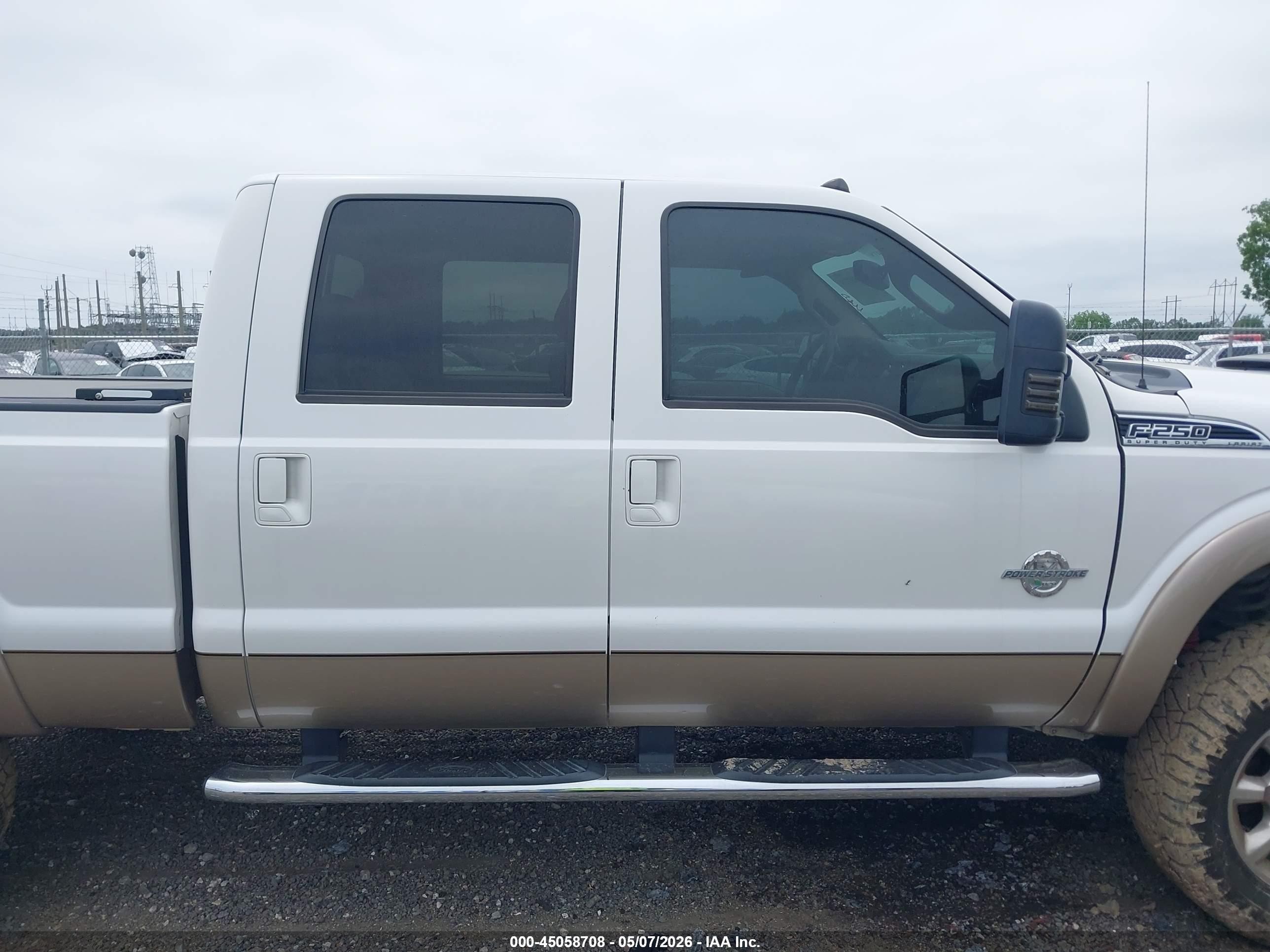 2012 Ford F-250 Lariat White vin: 1FT7W2BT2CEA68842