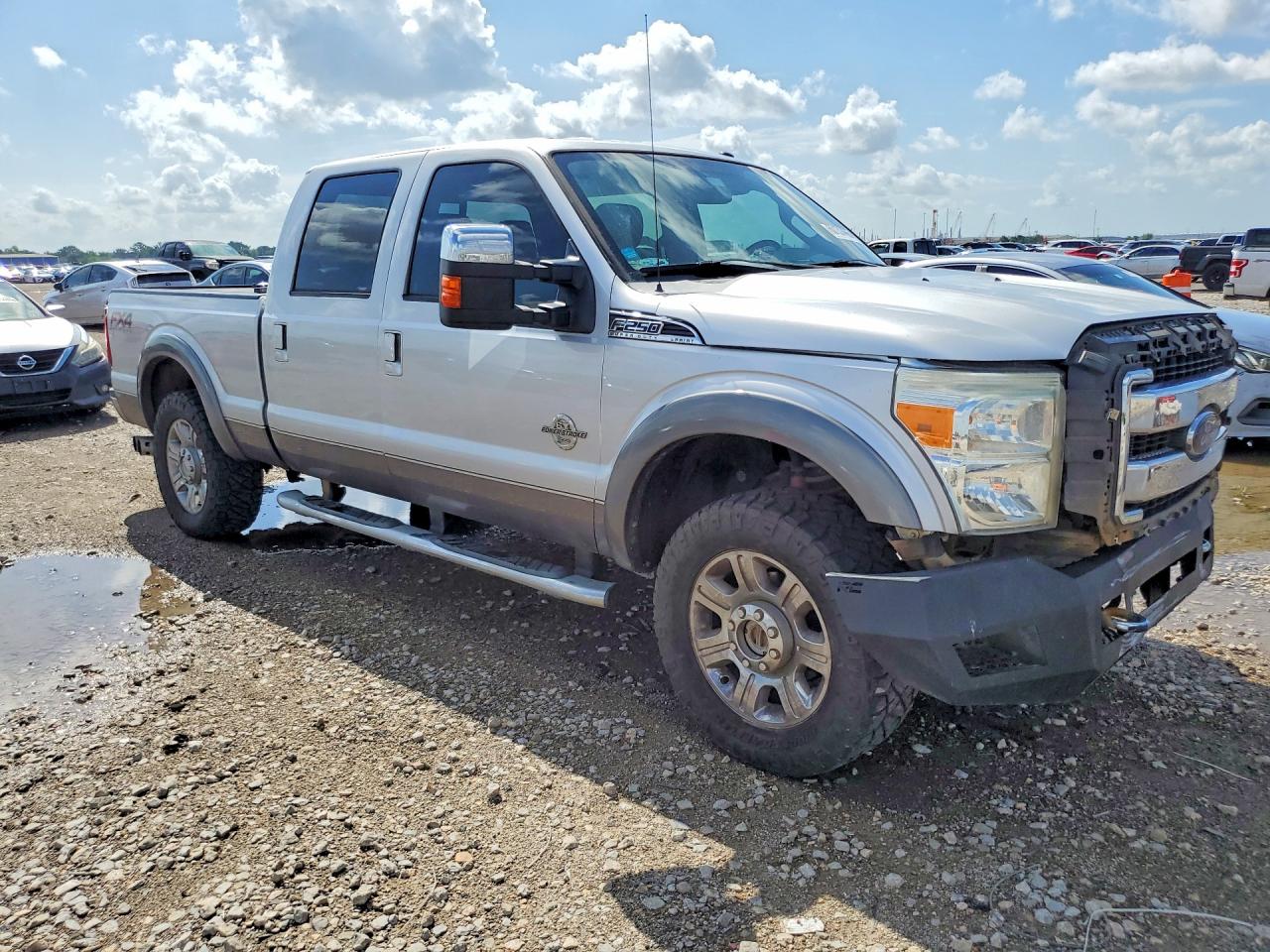 2012 Ford F250 Super Duty White vin: 1FT7W2BT2CEC09084
