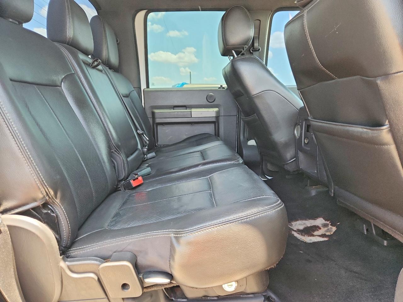 2012 Ford F250 Super Duty White vin: 1FT7W2BT2CEC53313
