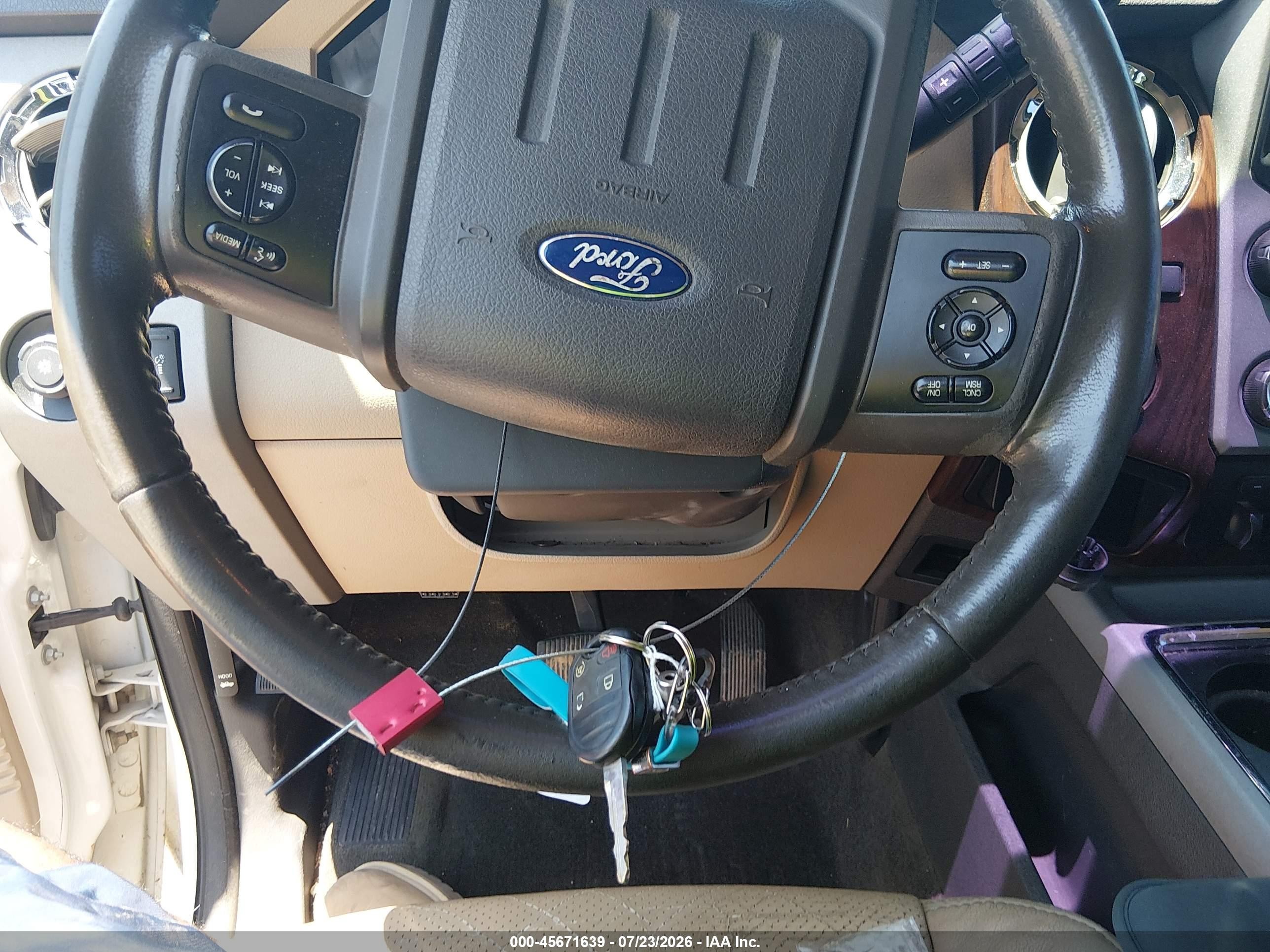 2013 Ford Super Duty F-250 Srw Lariat Белый vin: 1FT7W2BT2DEB17099