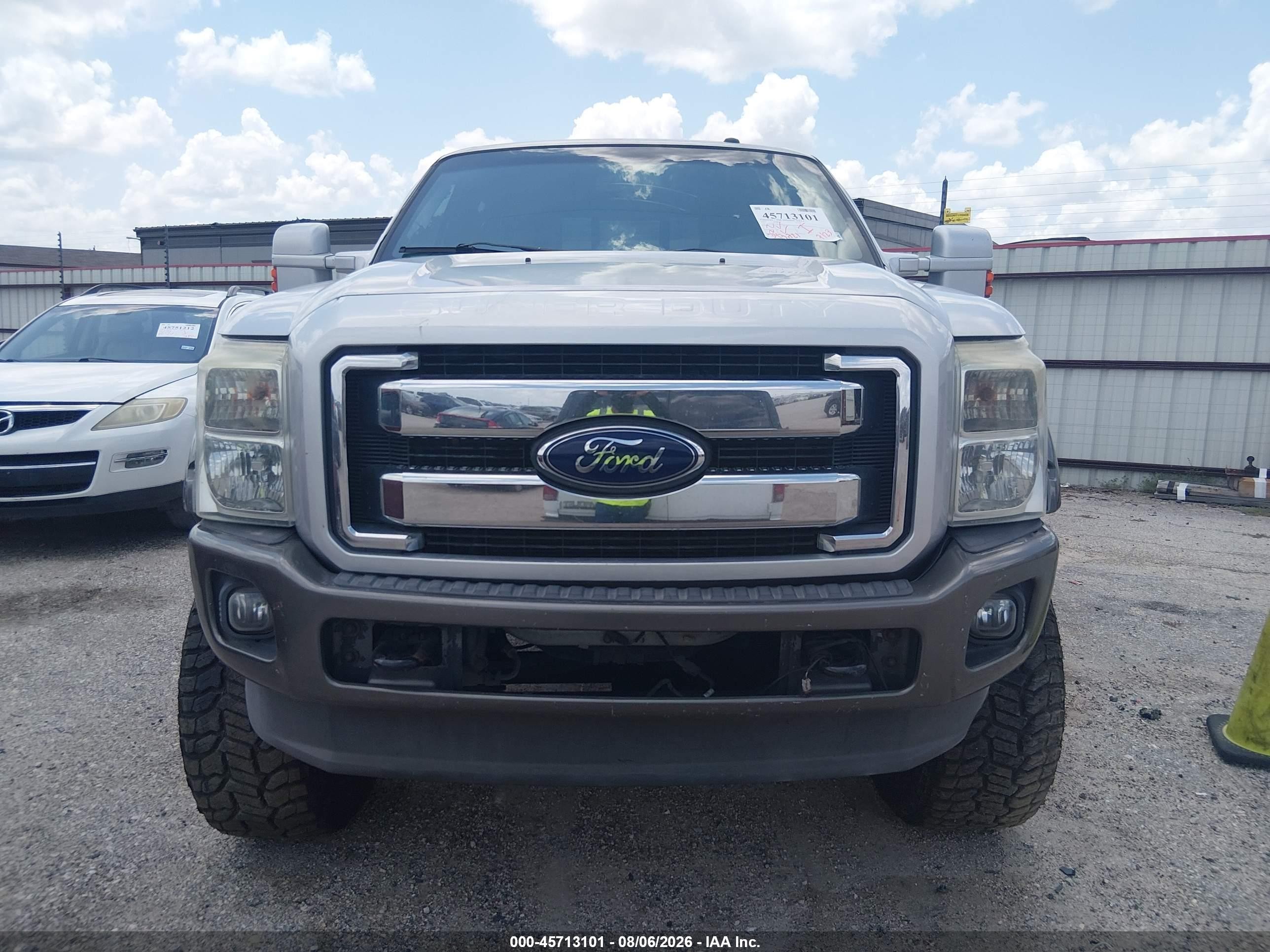 2013 Ford F-250 Lariat Silver vin: 1FT7W2BT2DEB45050