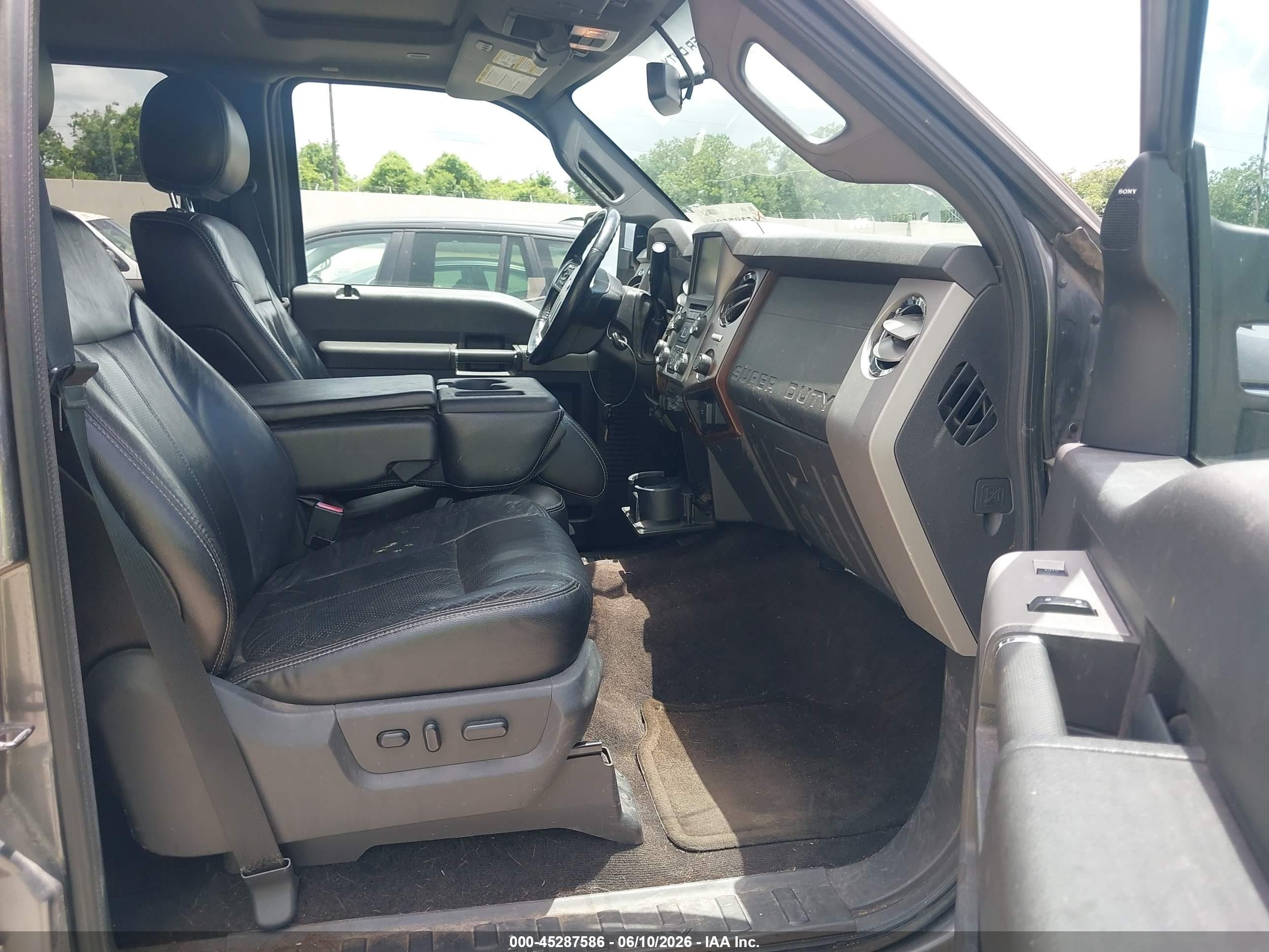 2013 Ford F-250 Lariat Gray vin: 1FT7W2BT2DEB50605