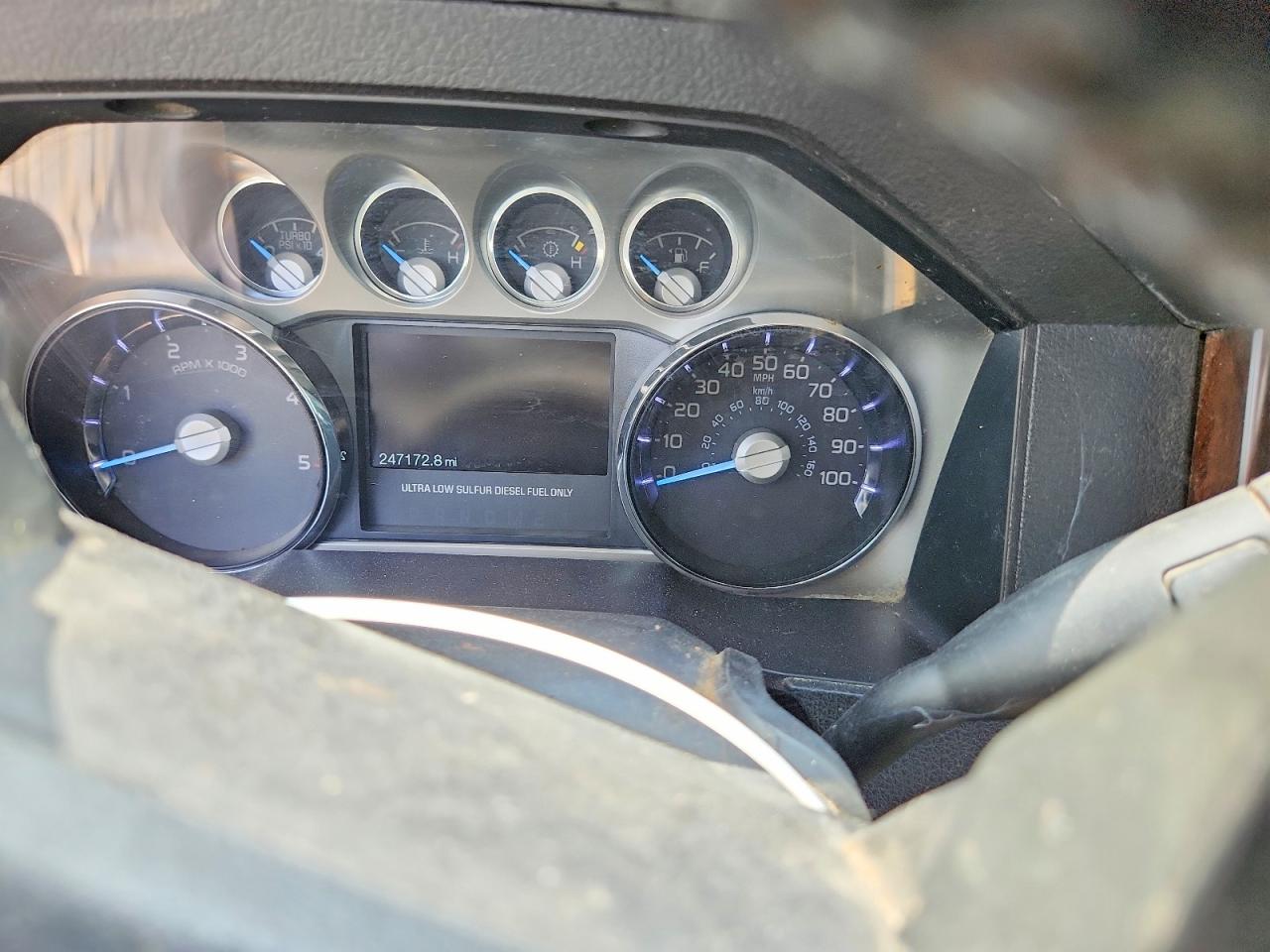 2015 Ford F250 Super Duty White vin: 1FT7W2BT2FEA44383