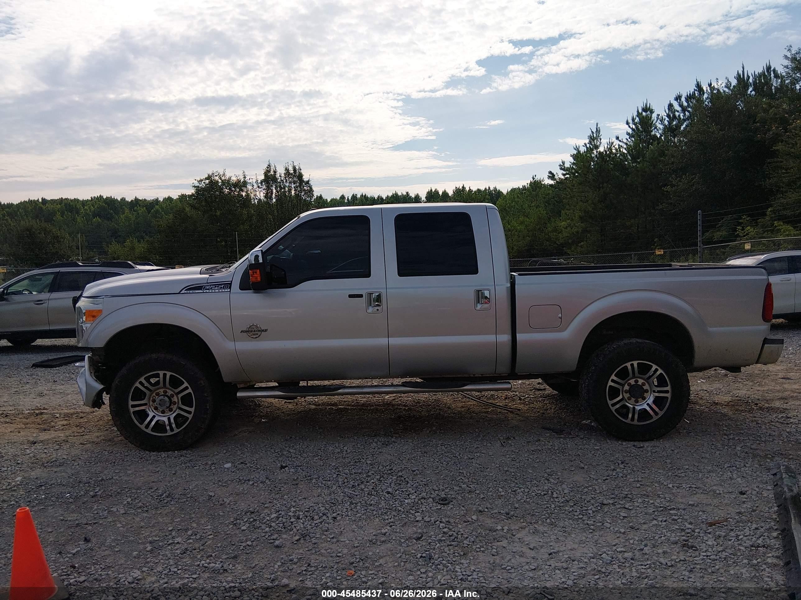 2015 Ford F-250 Lariat Silver vin: 1FT7W2BT2FEA73852