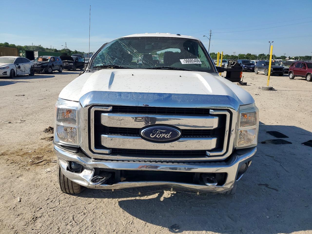 2015 Ford F250 Super Duty White vin: 1FT7W2BT2FEC63618