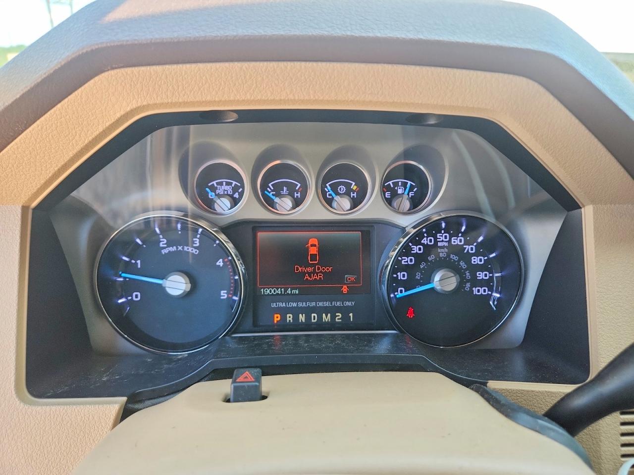 2011 Ford F250 Super Duty White vin: 1FT7W2BT3BEA88208