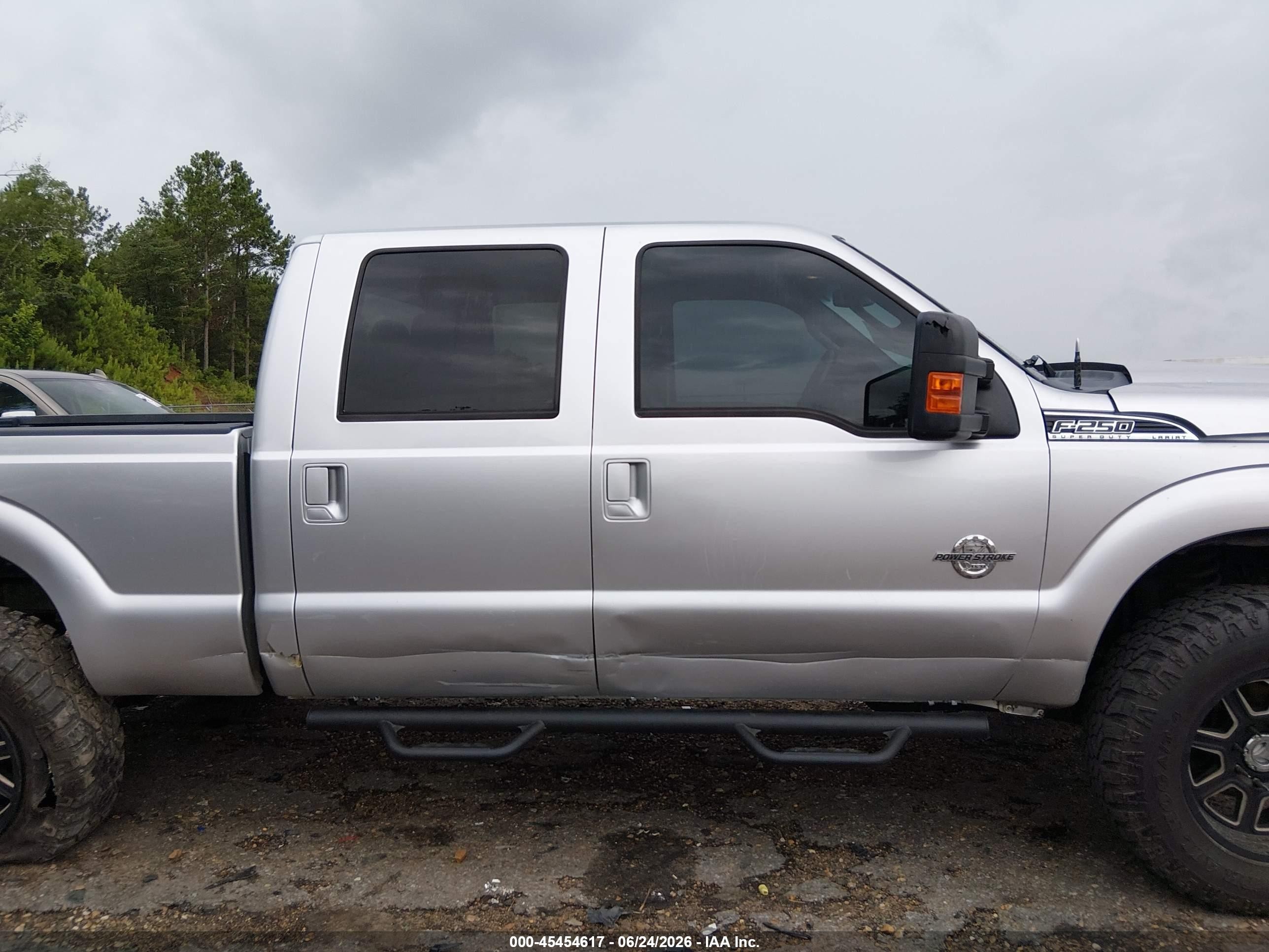 2011 Ford Super Duty F-250 Srw Lariat Silver vin: 1FT7W2BT3BEB65207