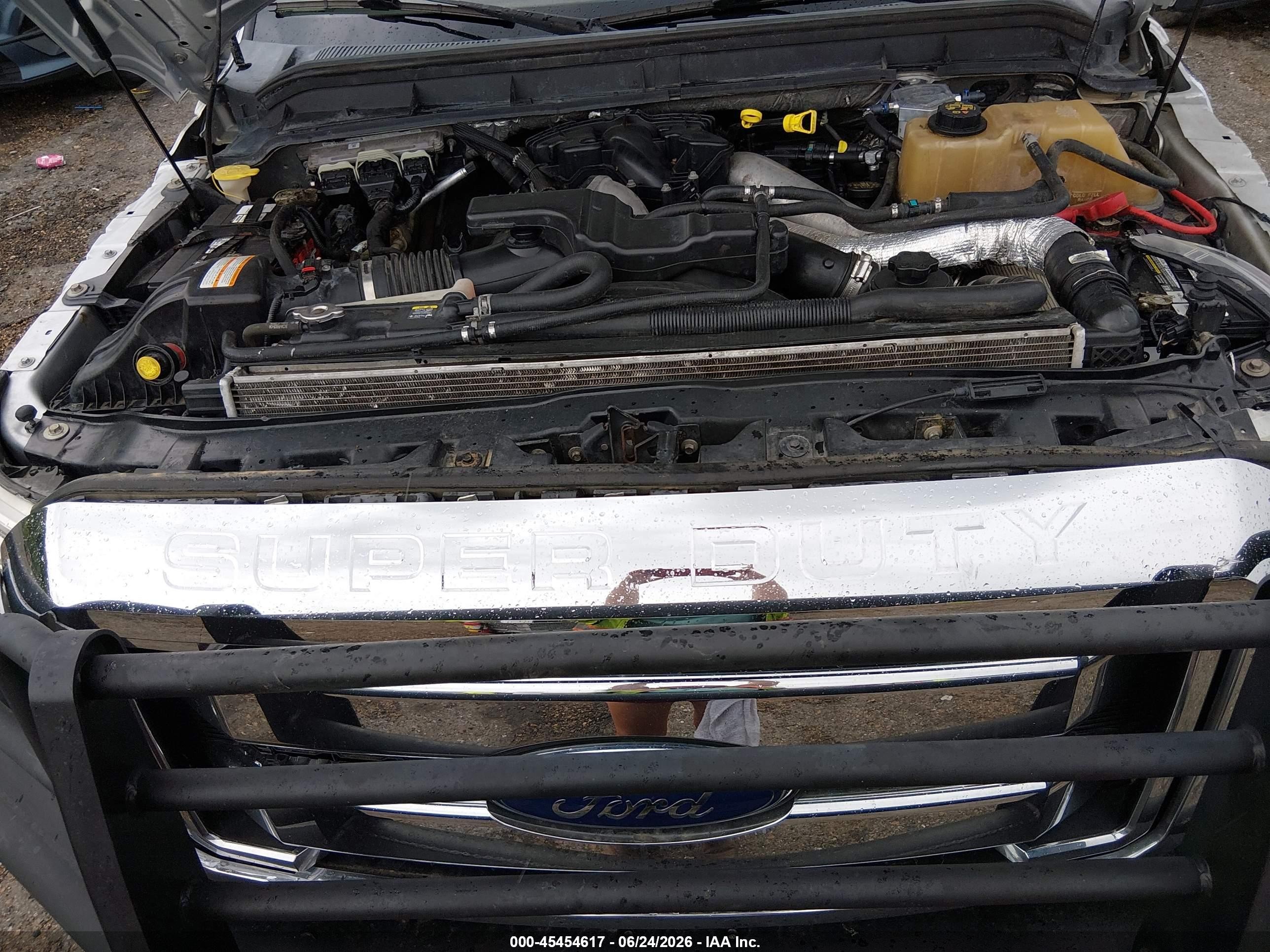 2011 Ford Super Duty F-250 Srw Lariat Silver vin: 1FT7W2BT3BEB65207
