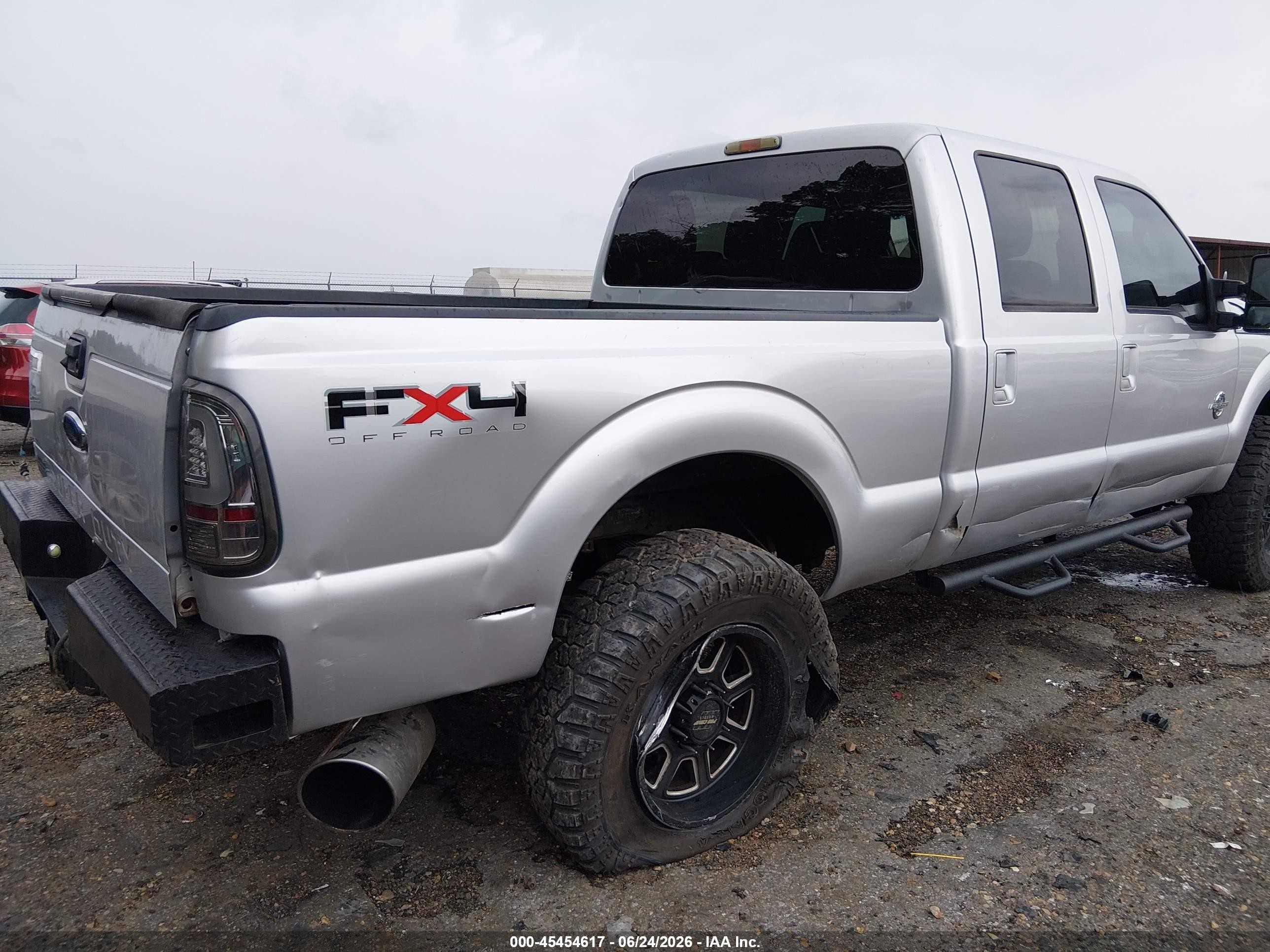 2011 Ford Super Duty F-250 Srw Lariat Silver vin: 1FT7W2BT3BEB65207
