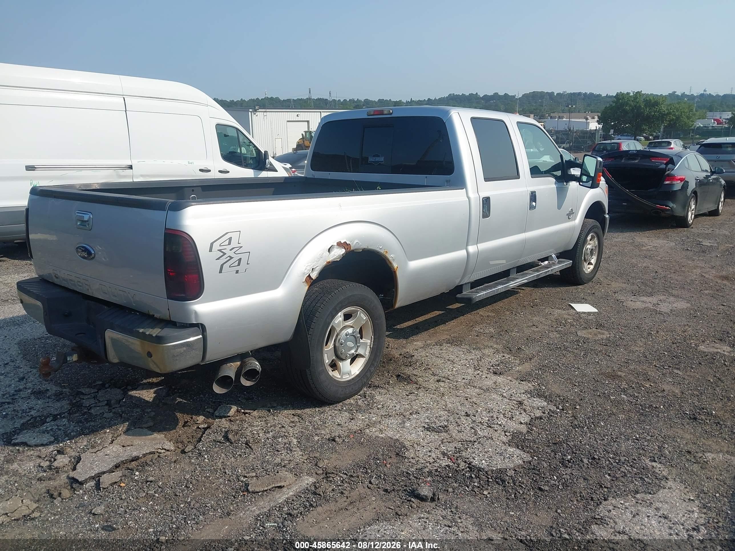 2011 Ford F-250 Xlt Silver vin: 1FT7W2BT3BEB71248