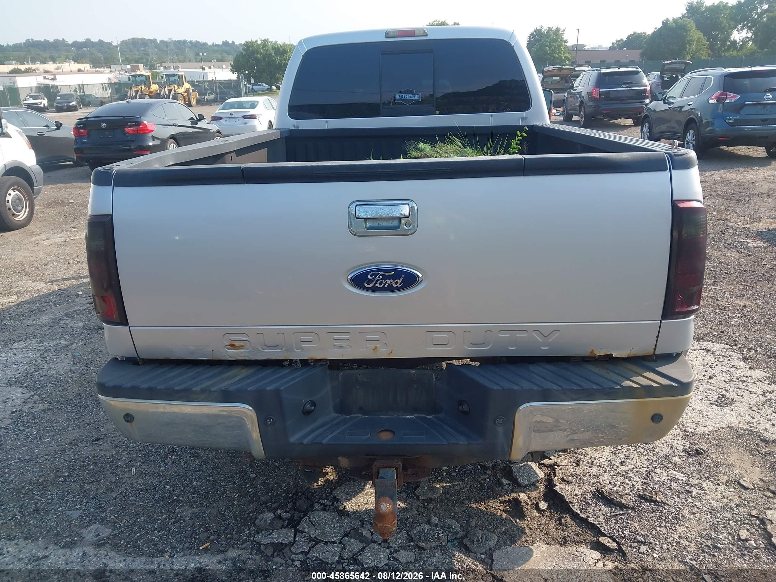 2011 Ford F-250 Xlt Silver vin: 1FT7W2BT3BEB71248