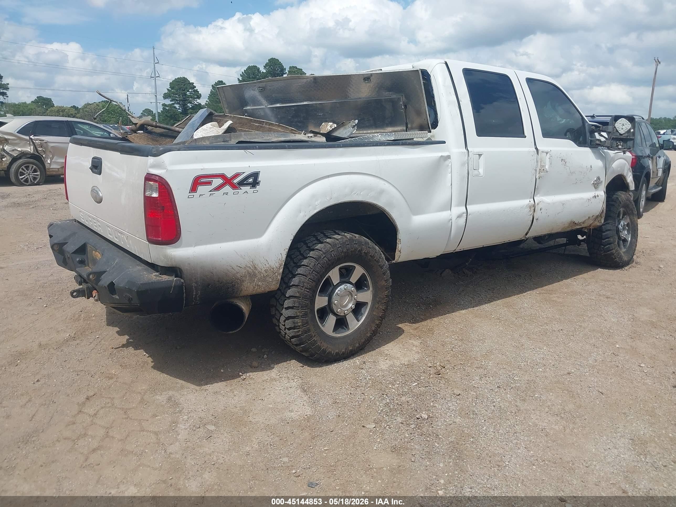 2012 Ford F-250 Lariat Белый vin: 1FT7W2BT3CEB24190