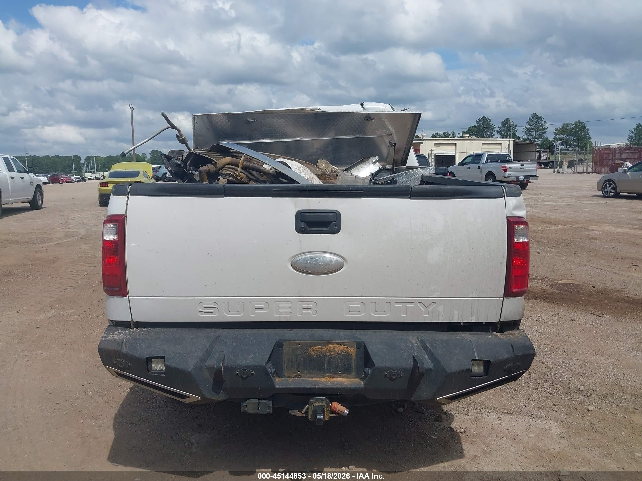 2012 Ford F-250 Lariat Белый vin: 1FT7W2BT3CEB24190