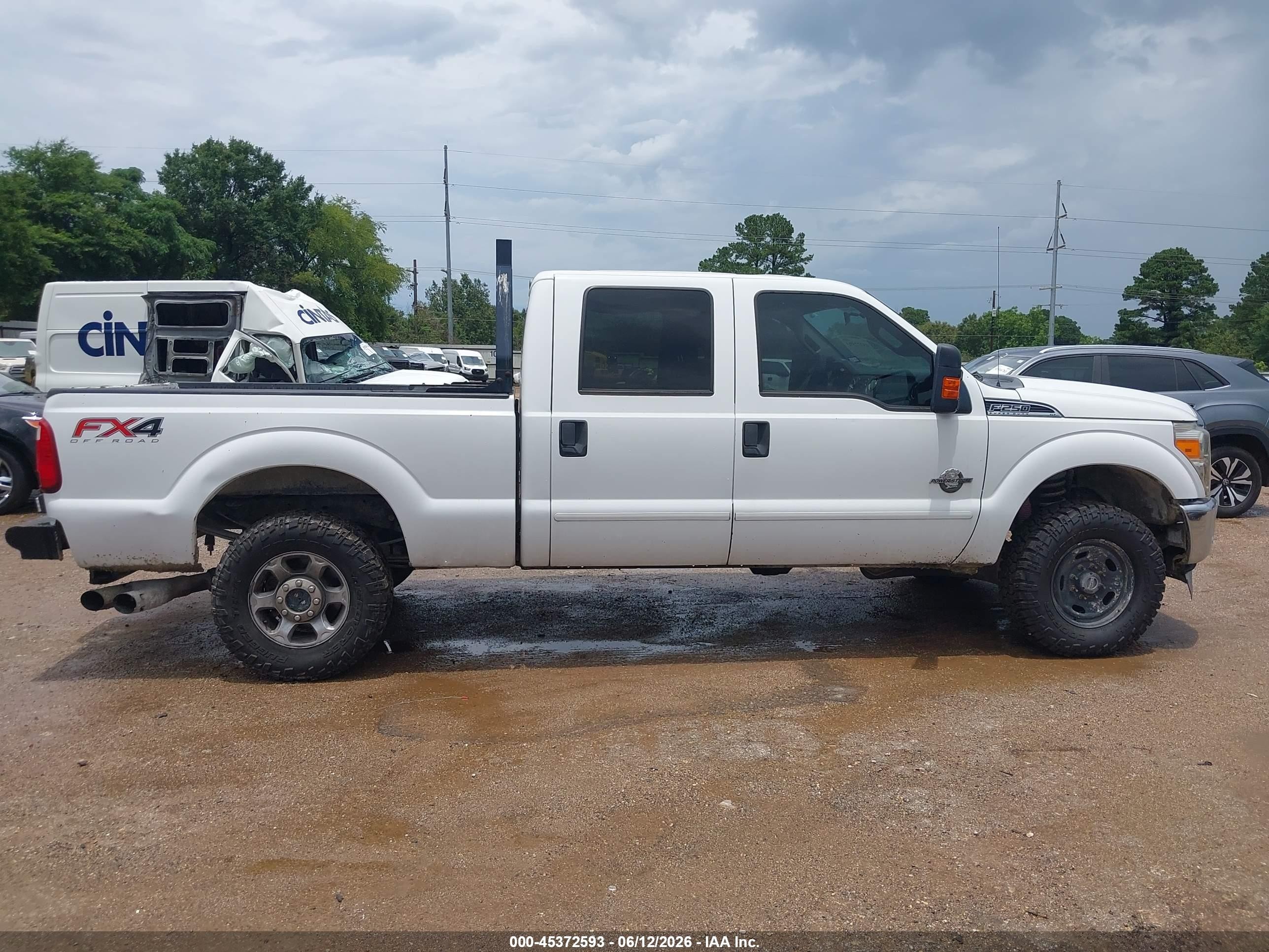 2013 Ford F-250 Xlt White vin: 1FT7W2BT3DEA03080