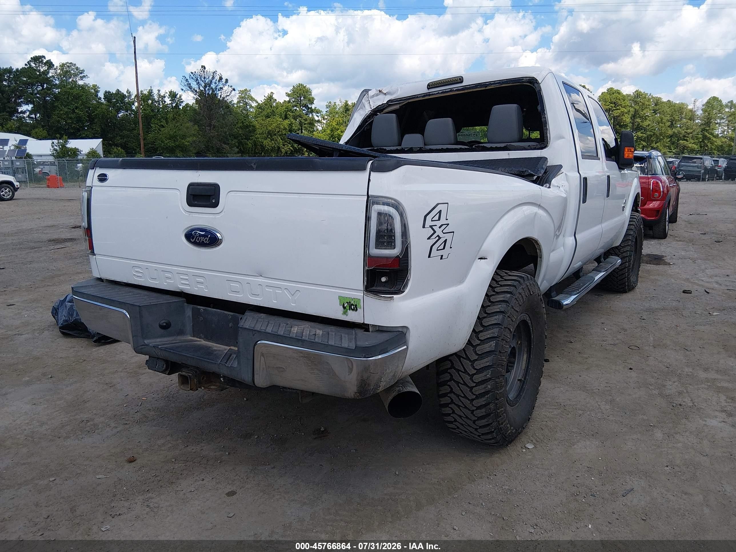 2013 Ford Super Duty F-250 Srw Xlt White vin: 1FT7W2BT3DEA61805