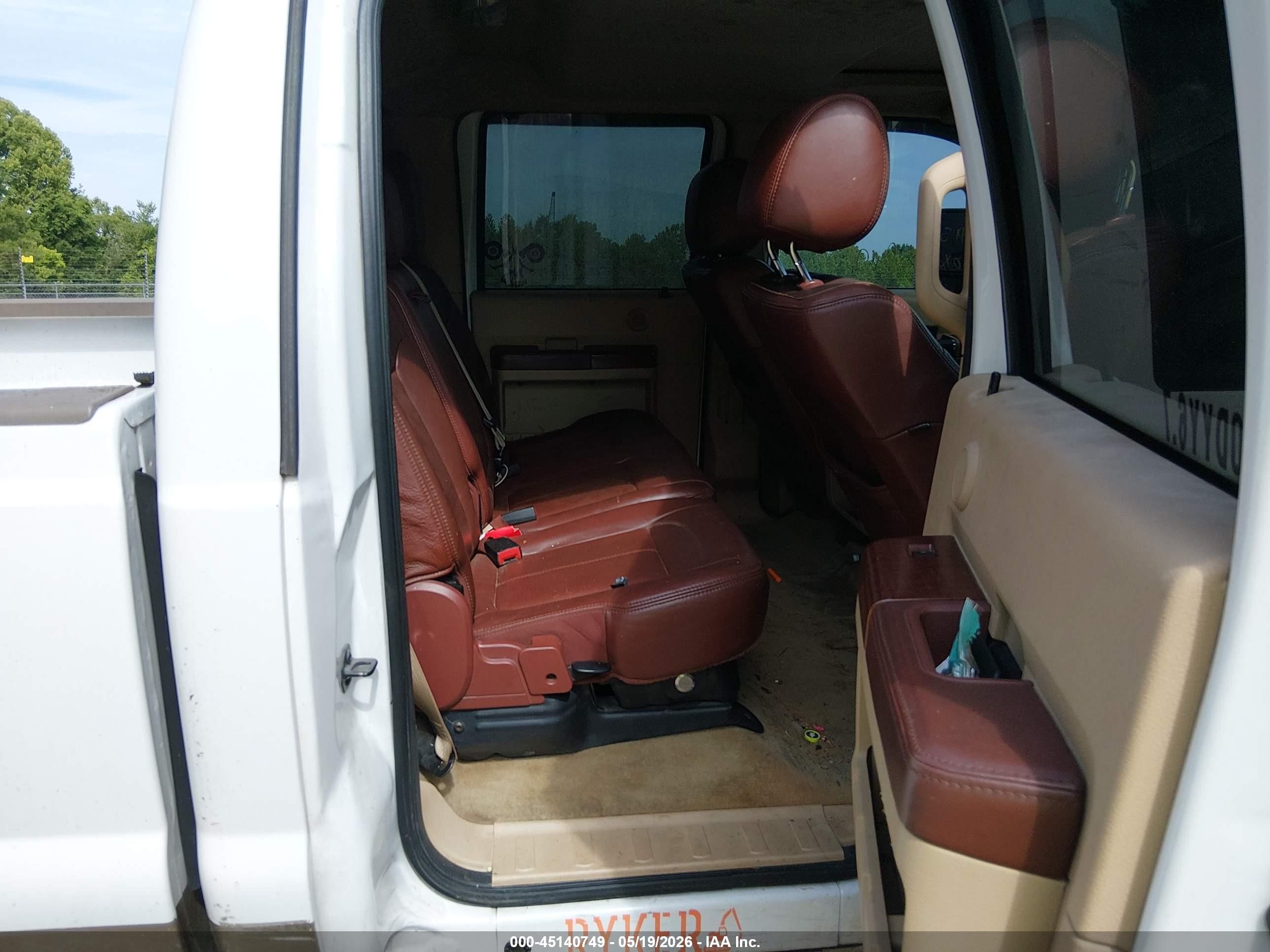 2014 Ford F-250 Lariat White vin: 1FT7W2BT3EEA82560