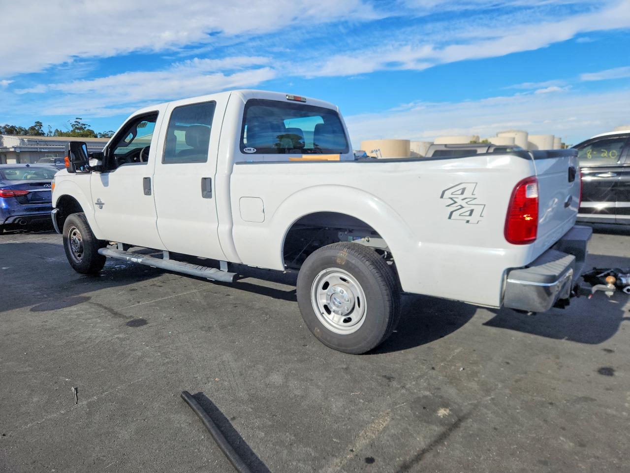 2015 Ford F250 Super Duty Белый vin: 1FT7W2BT3FEB04512