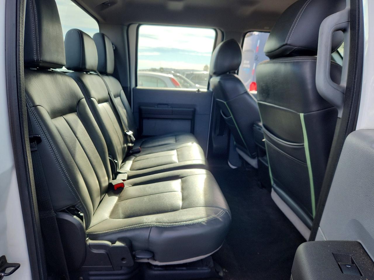 2015 Ford F250 Super Duty Белый vin: 1FT7W2BT3FEB04512