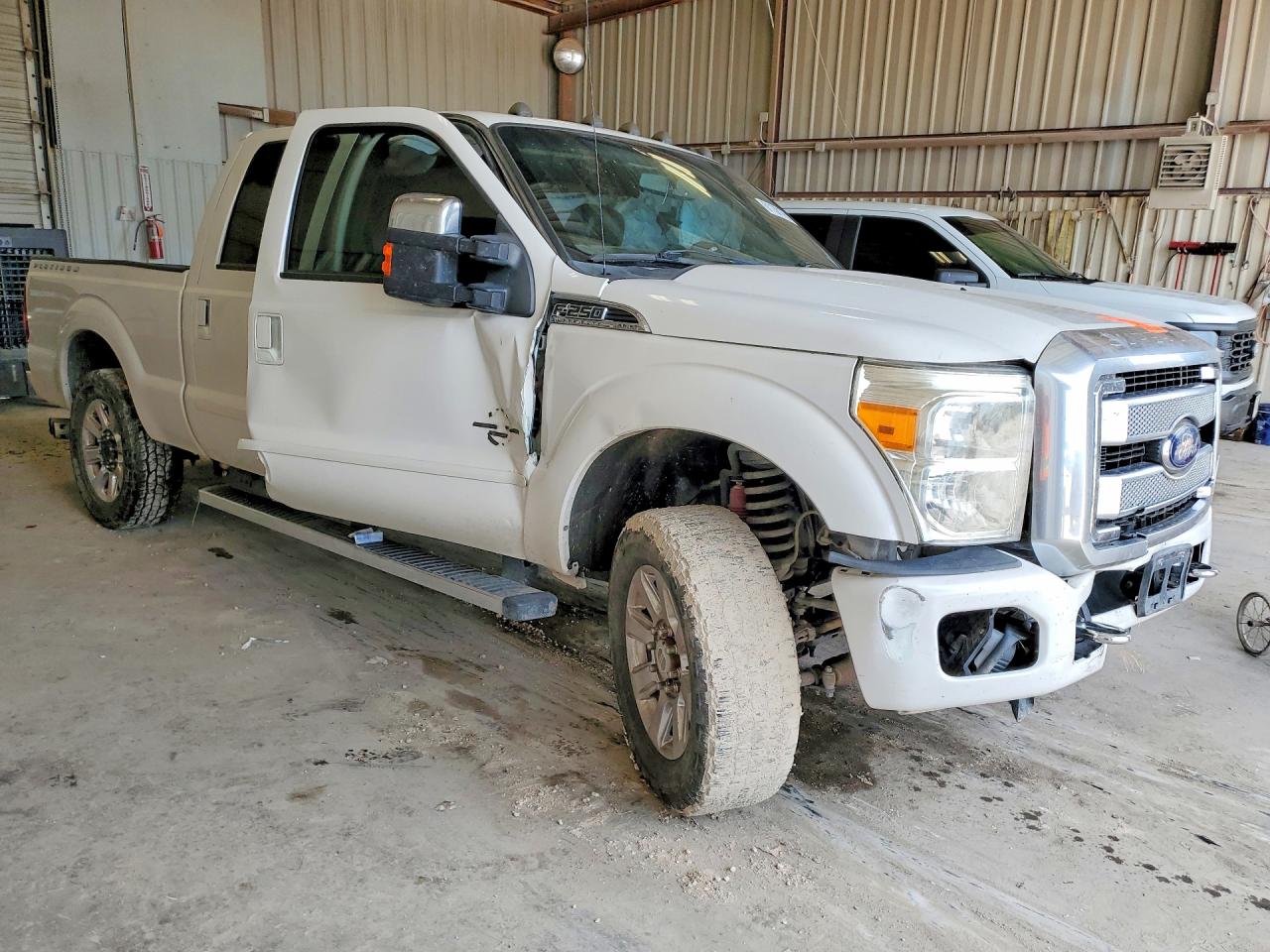 2015 Ford F250 Super Duty Белый vin: 1FT7W2BT3FEB24291
