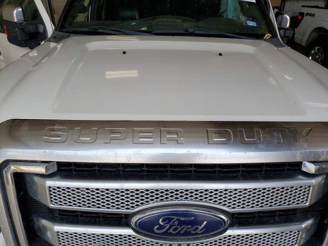 2015 Ford F250 Super Duty Белый vin: 1FT7W2BT3FEB24291