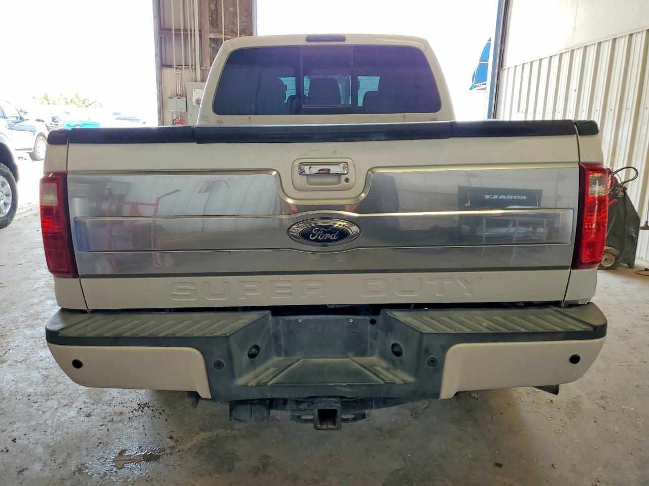 2015 Ford F250 Super Duty Белый vin: 1FT7W2BT3FEB24291