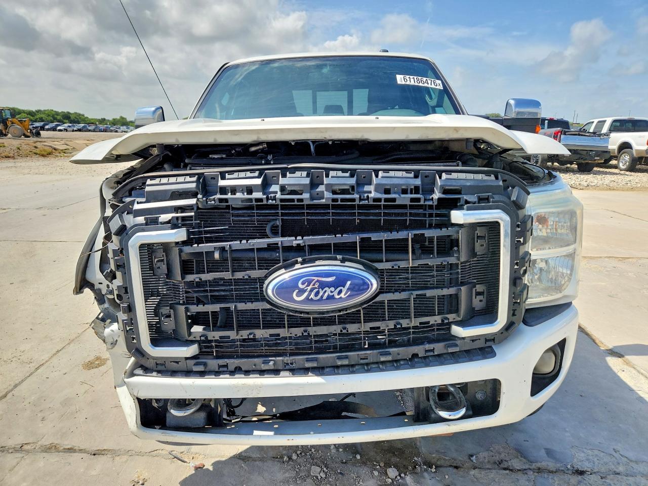 2015 Ford F250 Super Duty White vin: 1FT7W2BT3FEB68954