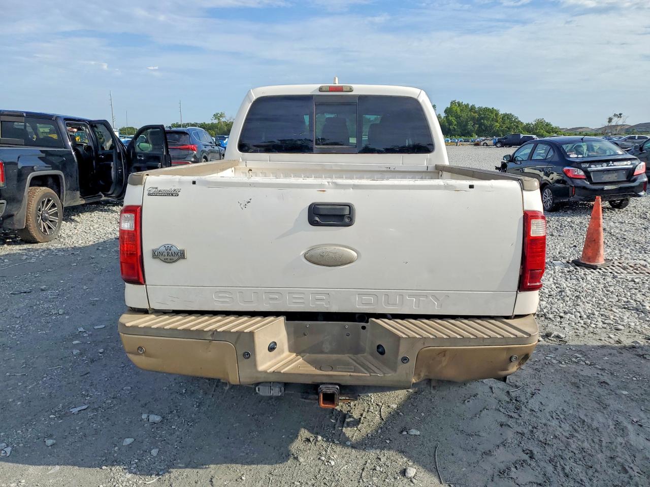 2012 Ford F250 Super Duty Two Tone vin: 1FT7W2BT4CEA10909
