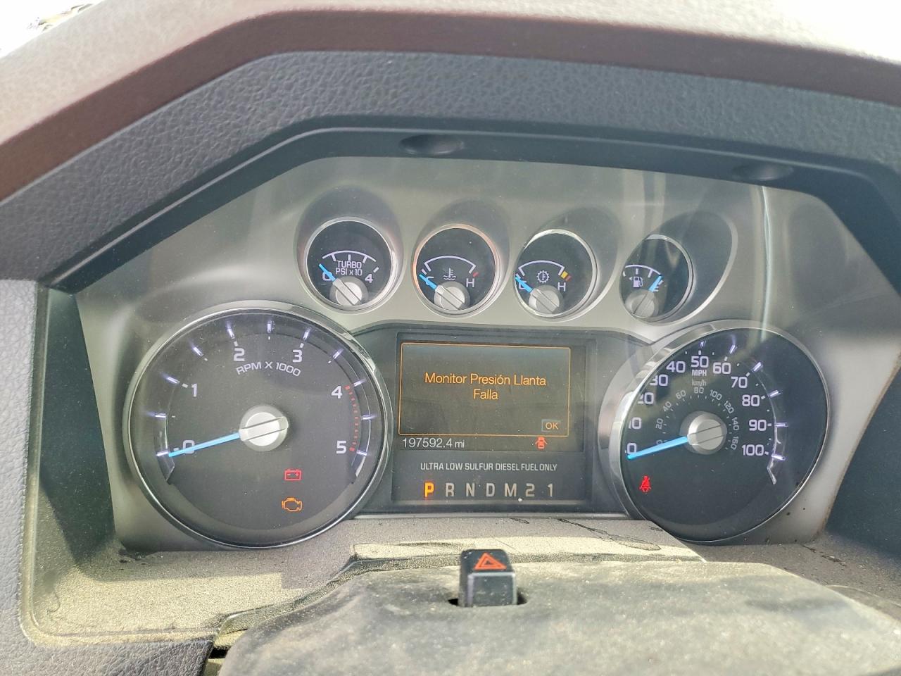 2012 Ford F250 Super Duty Two Tone vin: 1FT7W2BT4CEA10909