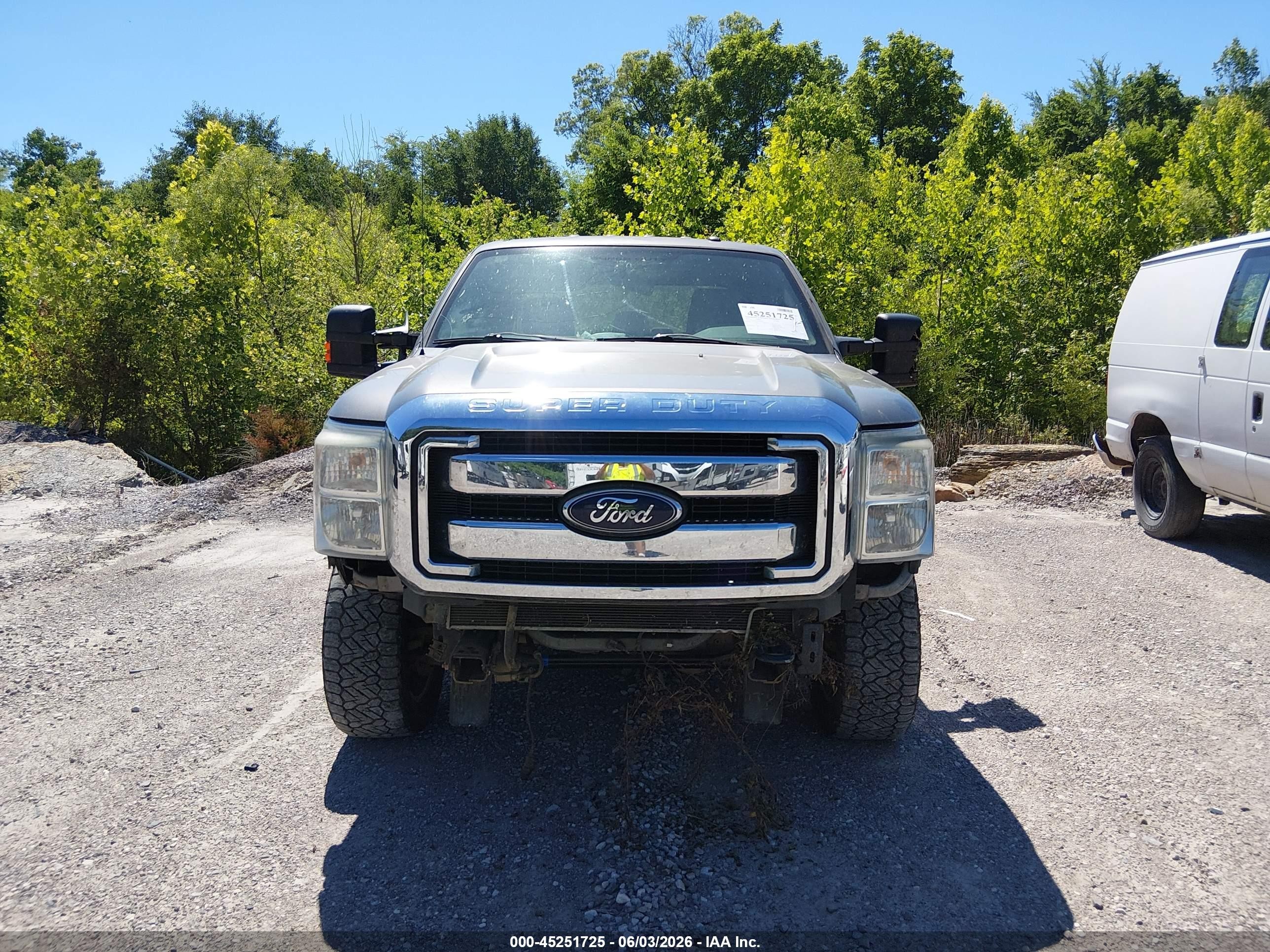 2012 Ford F-250 Xlt Gray vin: 1FT7W2BT4CEB02747