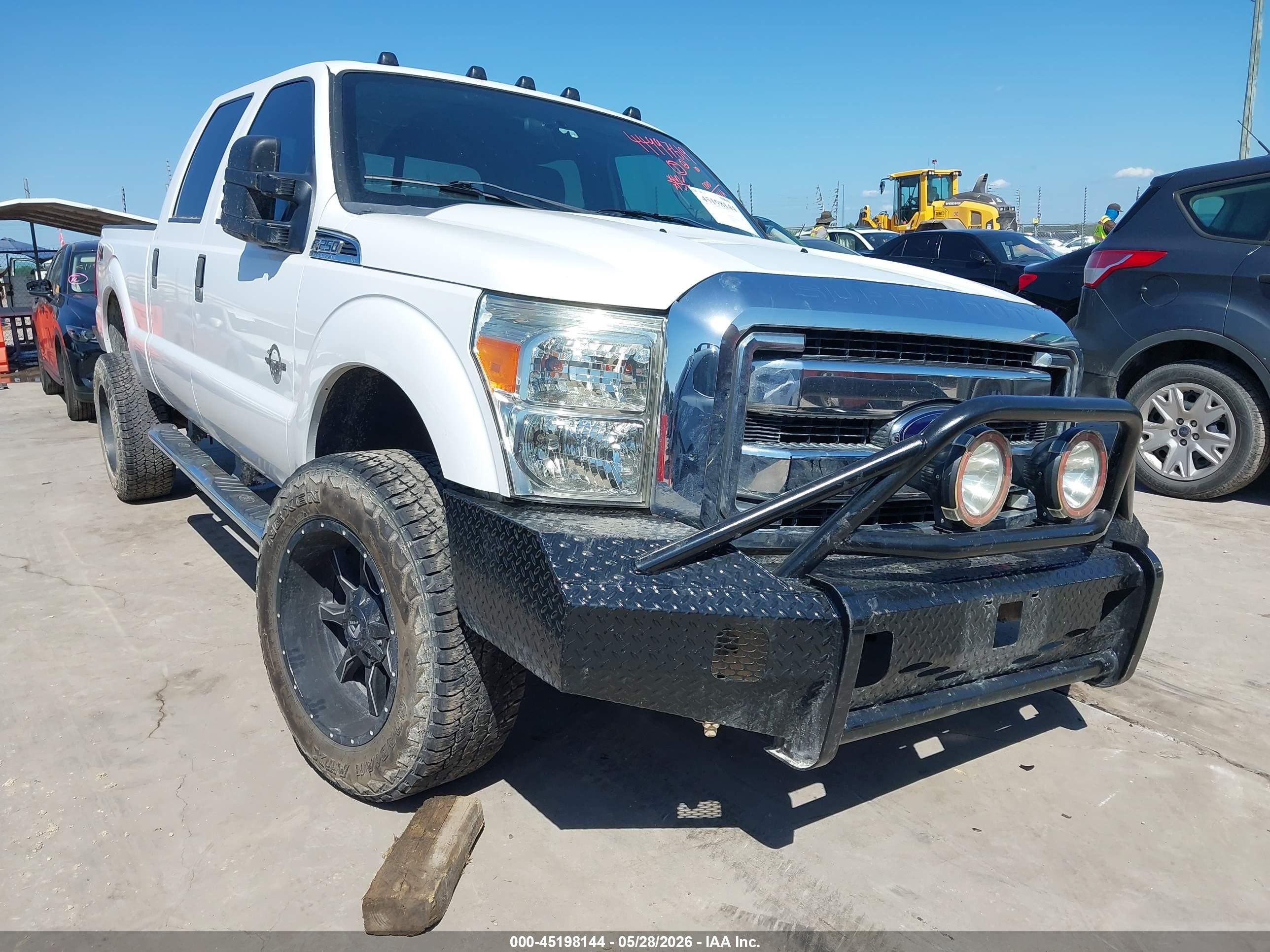 2012 Ford F-250 Xlt White vin: 1FT7W2BT4CEB53178