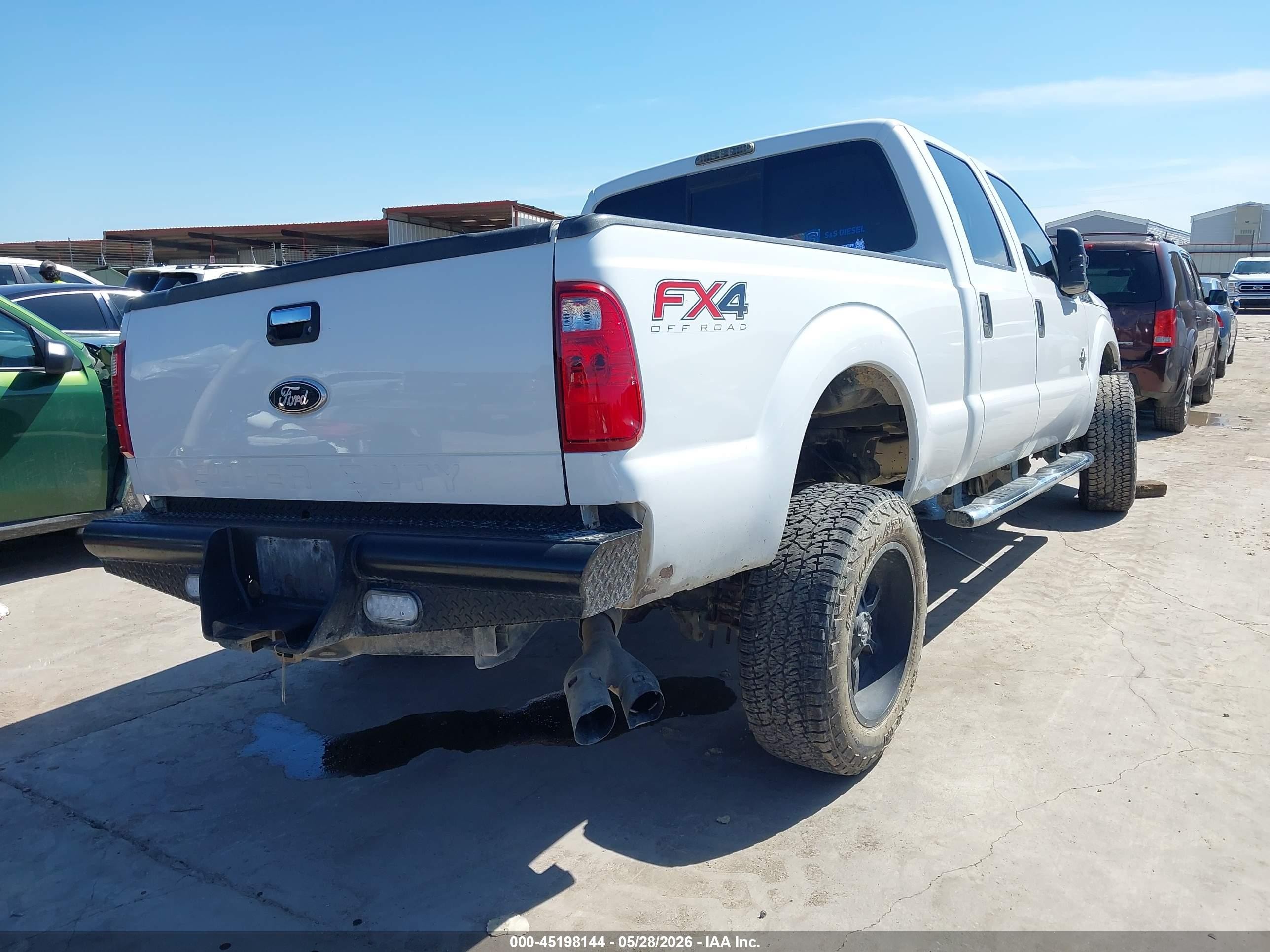 2012 Ford F-250 Xlt White vin: 1FT7W2BT4CEB53178