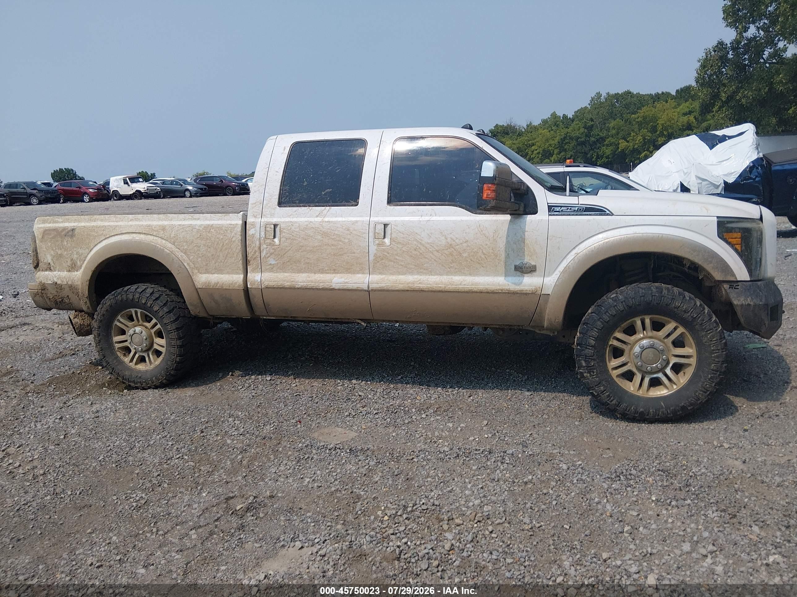 2013 Ford F-250 King Ranch White vin: 1FT7W2BT4DEB44255