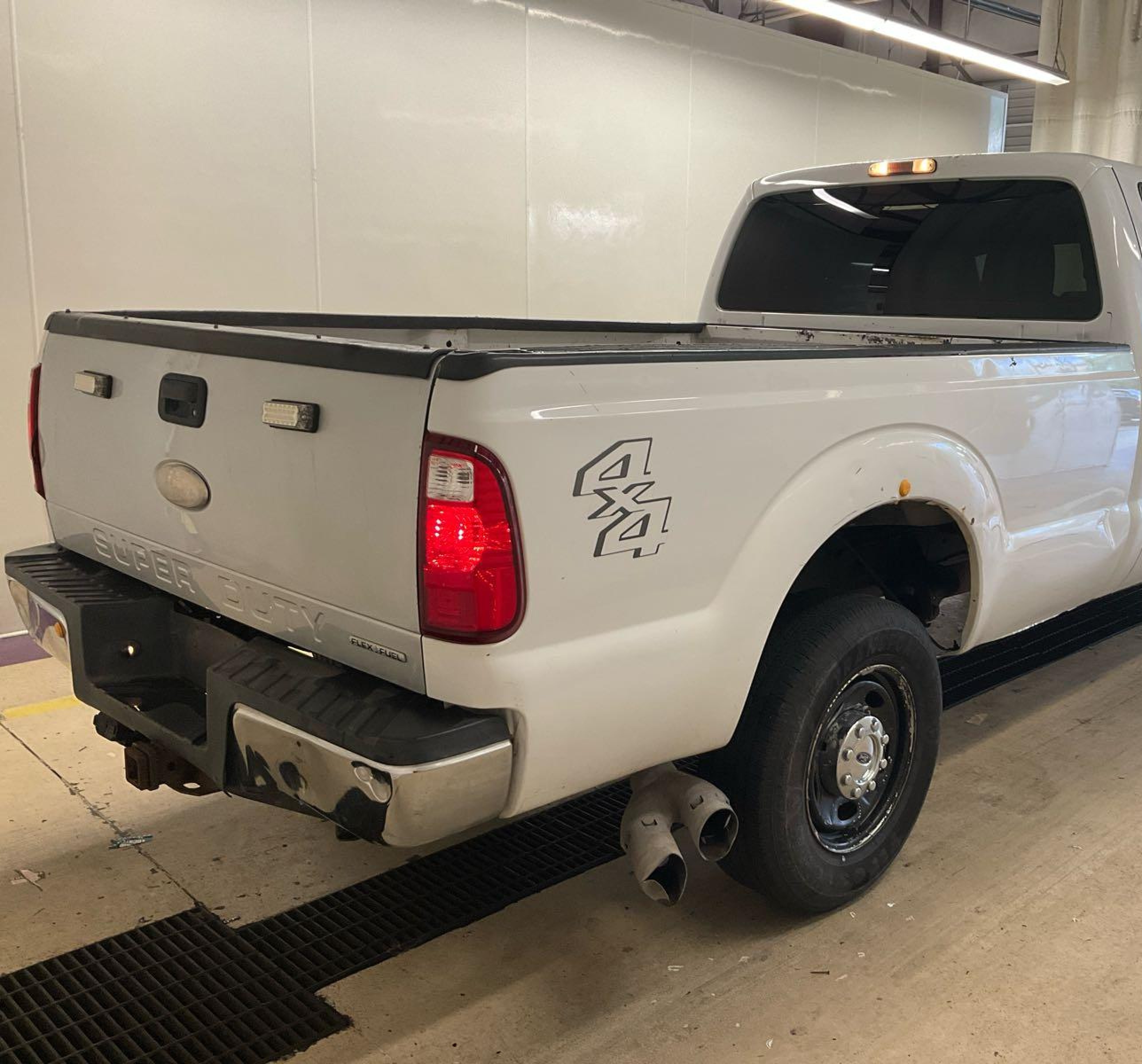 2014 Ford F250 Super Duty vin: 1FT7W2BT4EEA24974