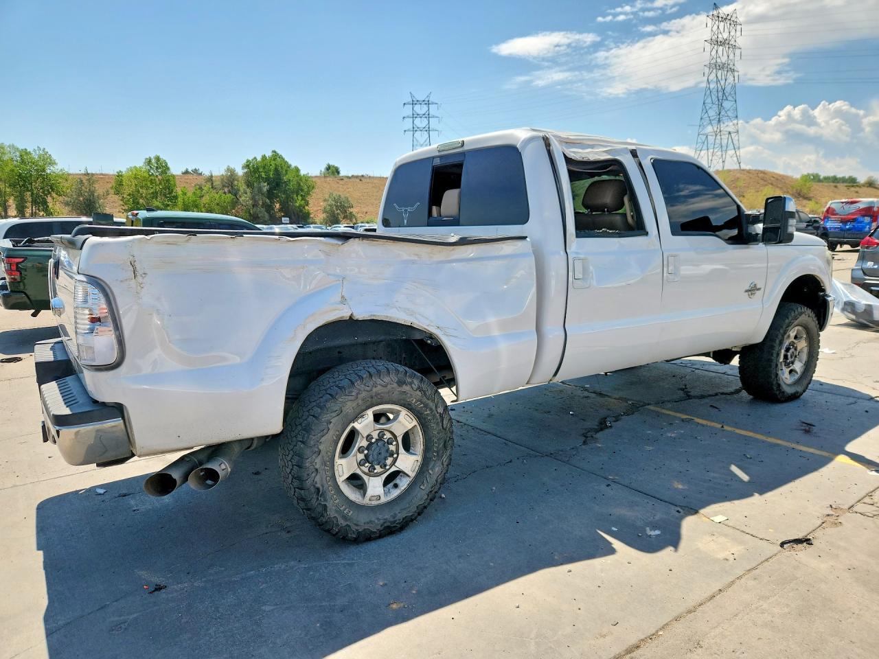2014 Ford F250 Super Duty White vin: 1FT7W2BT4EEB07448