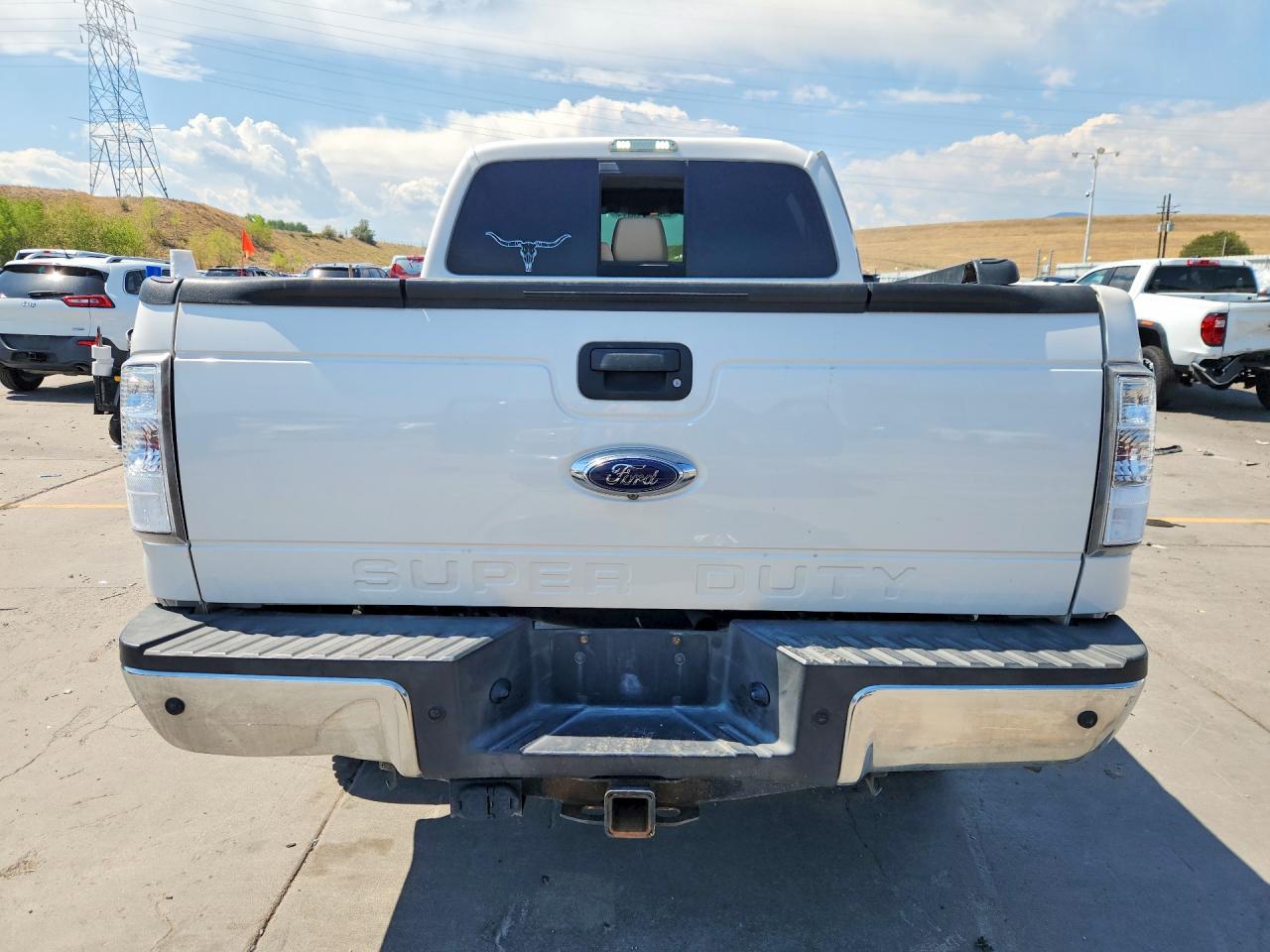 2014 Ford F250 Super Duty White vin: 1FT7W2BT4EEB07448
