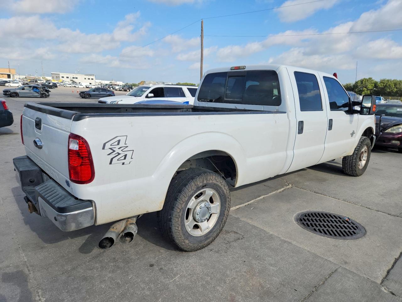 2015 Ford F250 Super Duty White vin: 1FT7W2BT4FEA58575