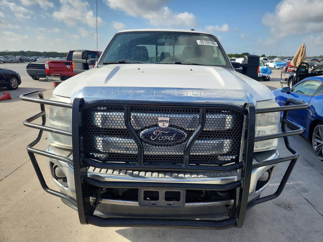 2015 Ford F250 Super Duty White vin: 1FT7W2BT4FEA58575