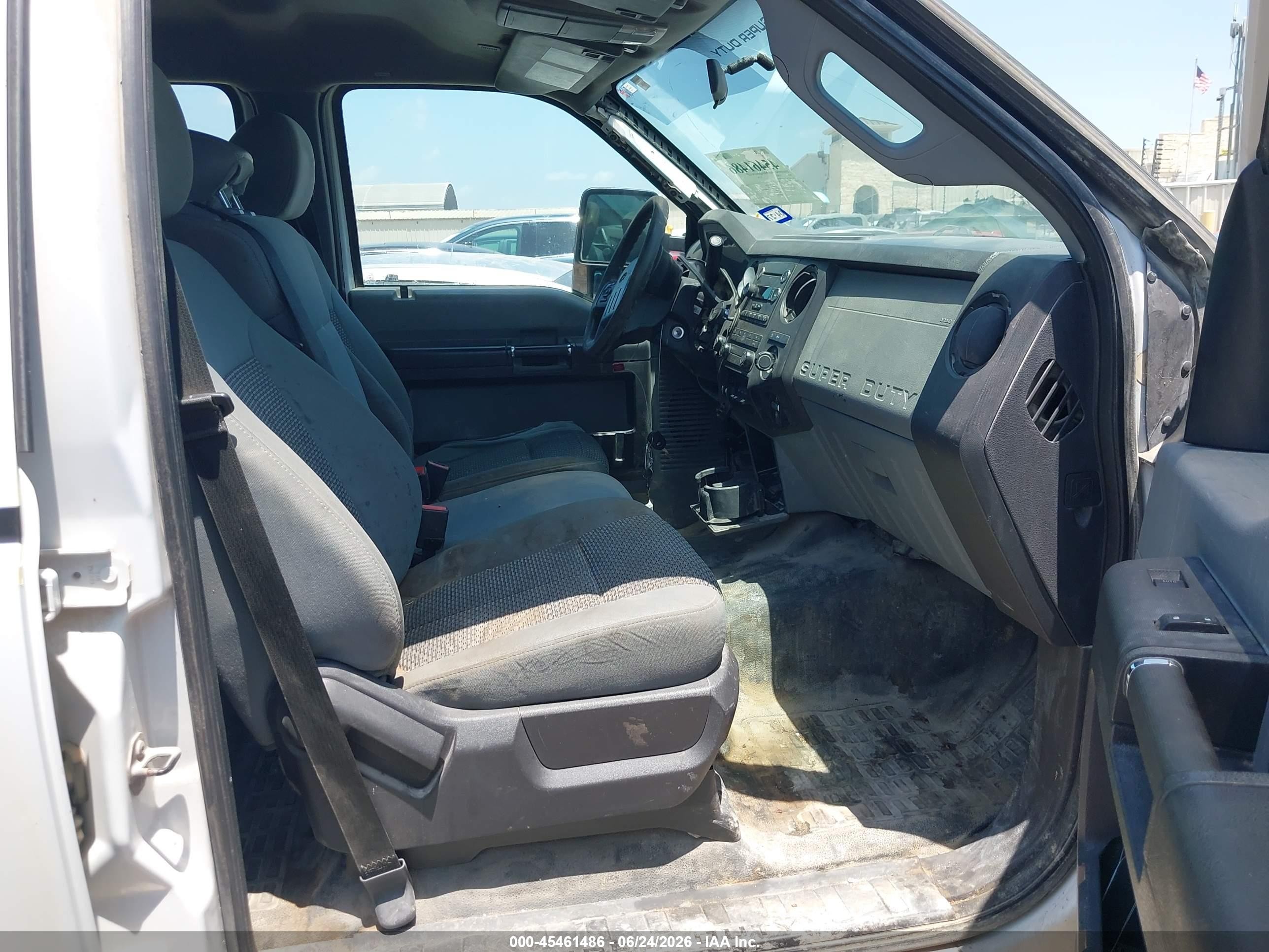 2015 Ford F-250 Lariat/xl/xlt White vin: 1FT7W2BT4FEA80656