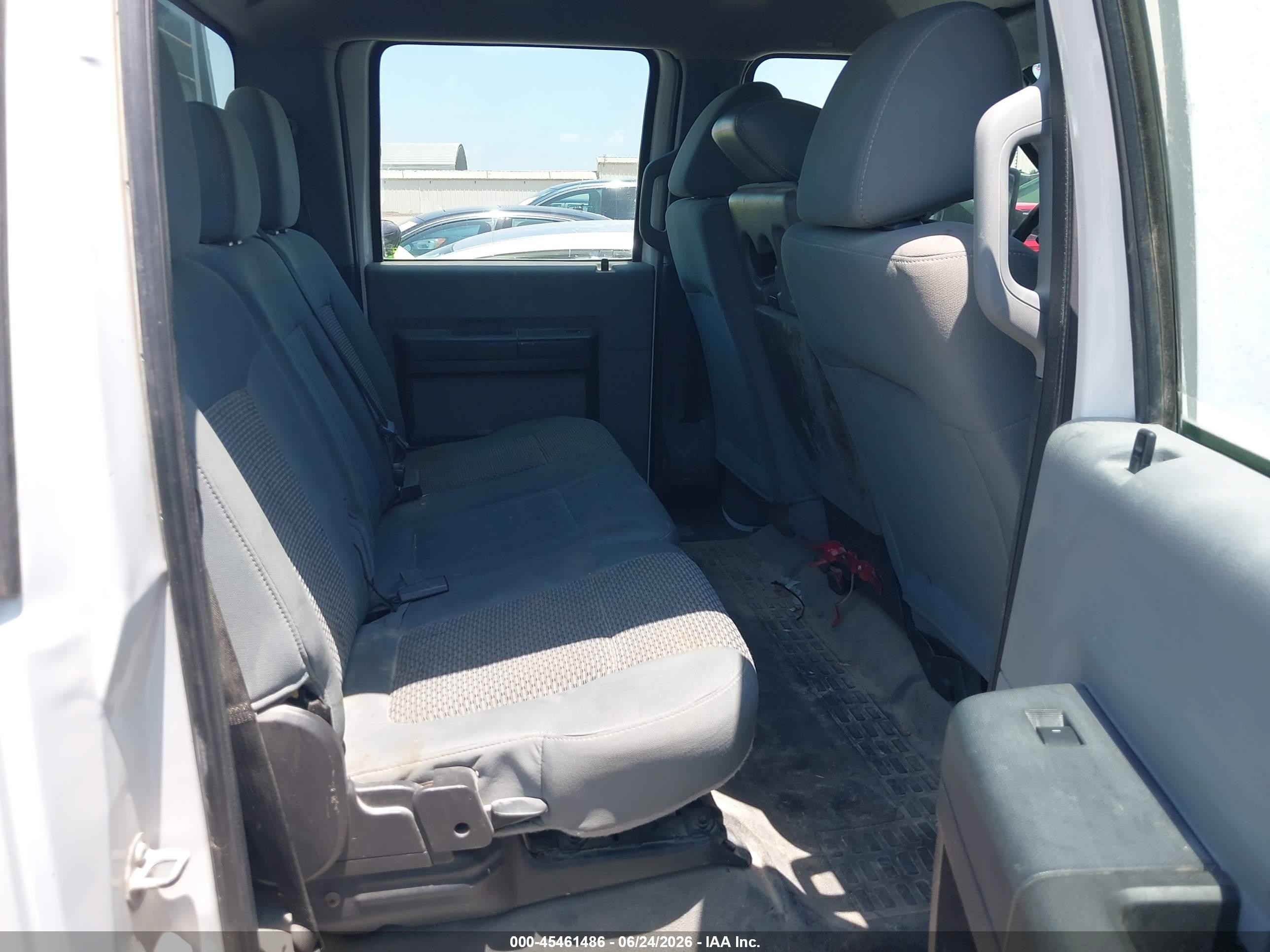 2015 Ford F-250 Lariat/xl/xlt White vin: 1FT7W2BT4FEA80656
