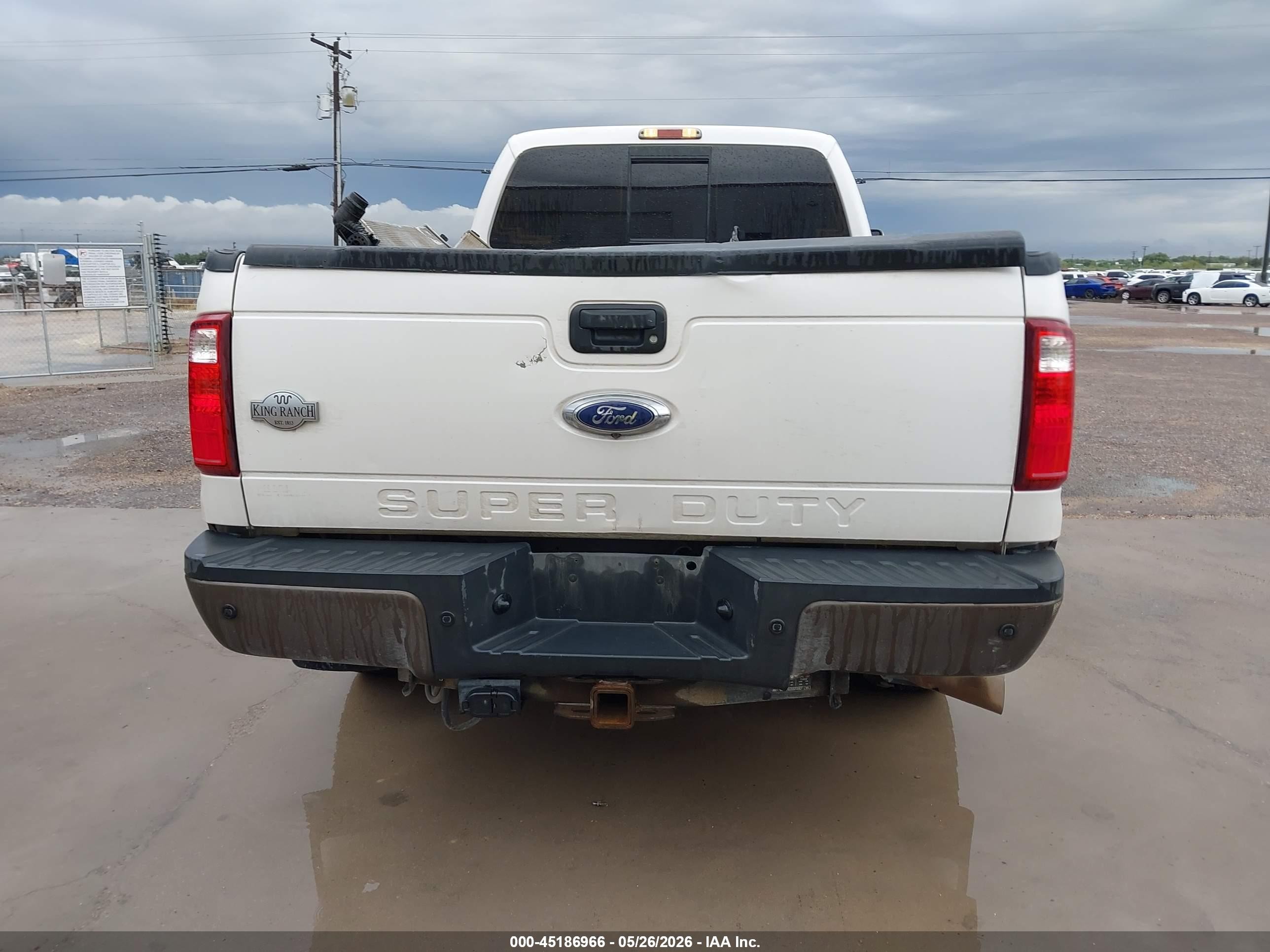 2015 Ford F-250 Lariat White vin: 1FT7W2BT4FEC02187