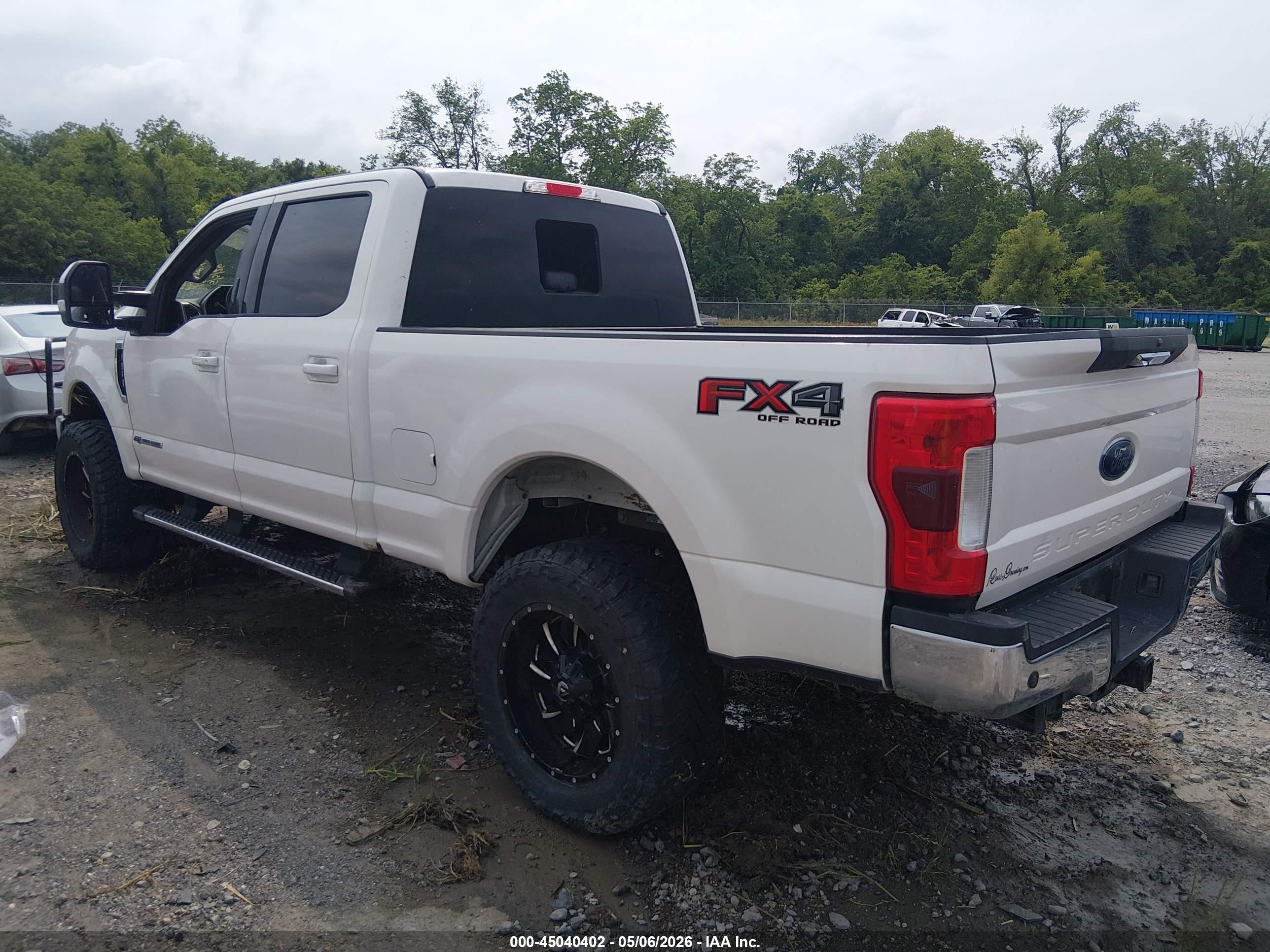 2017 Ford F-250 Lariat White vin: 1FT7W2BT4HEE91414
