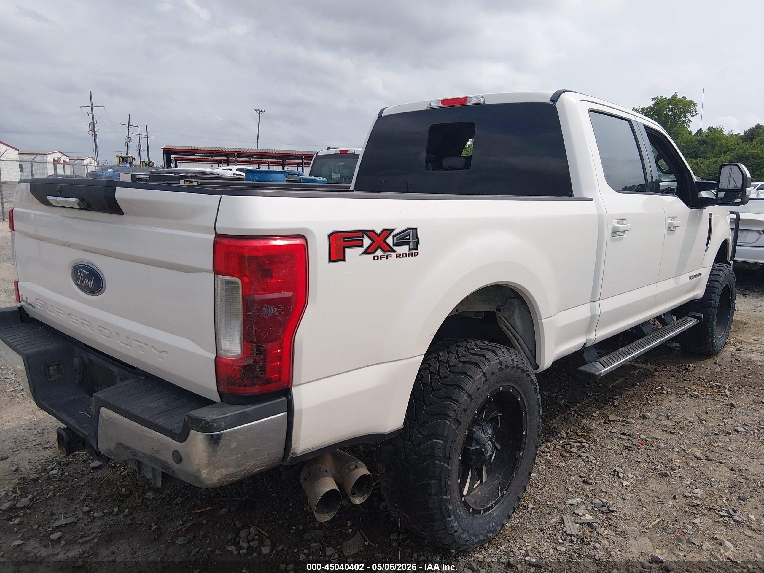 2017 Ford F-250 Lariat White vin: 1FT7W2BT4HEE91414
