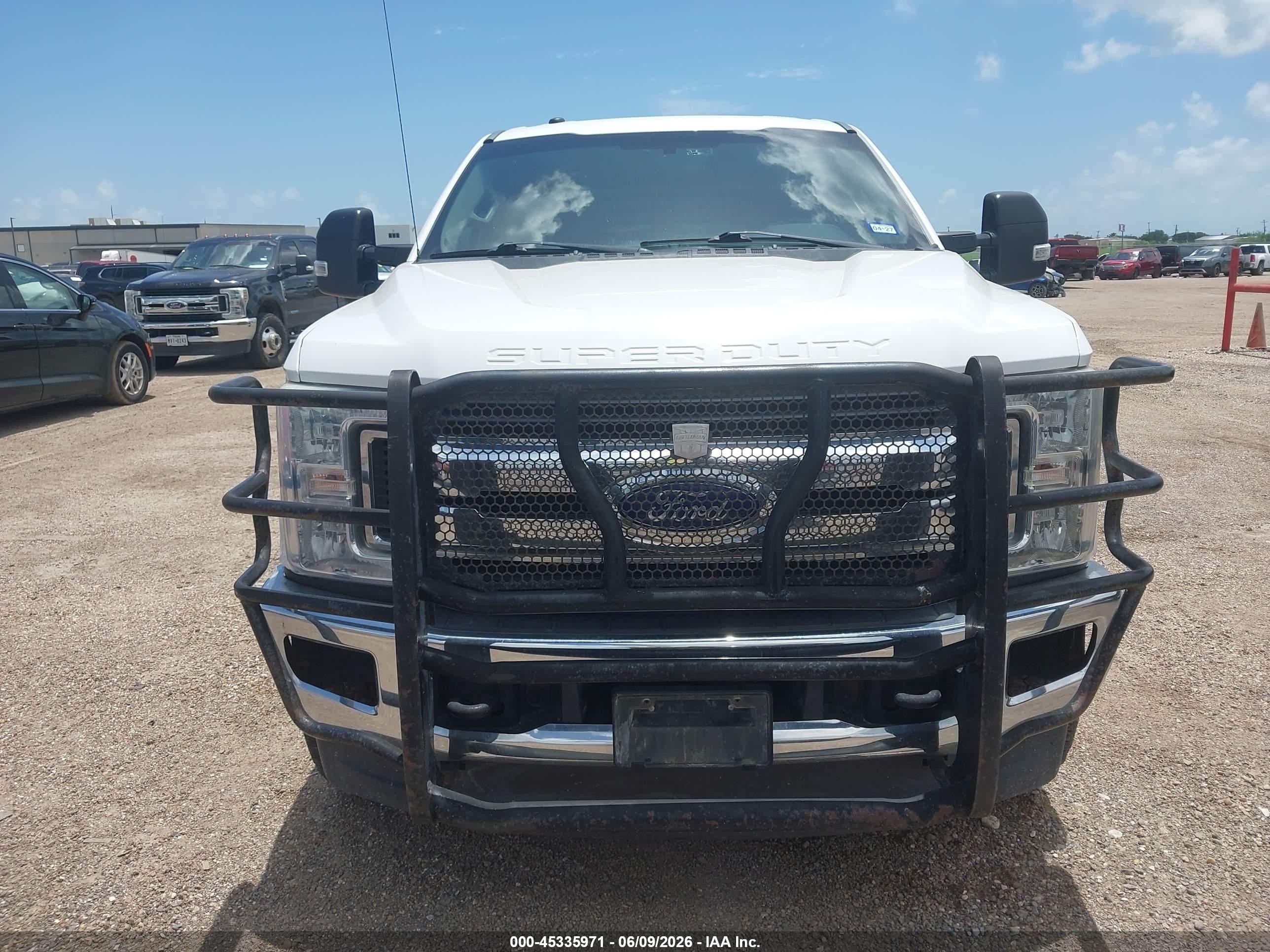 2019 Ford F-250 Xlt White vin: 1FT7W2BT4KEE87967