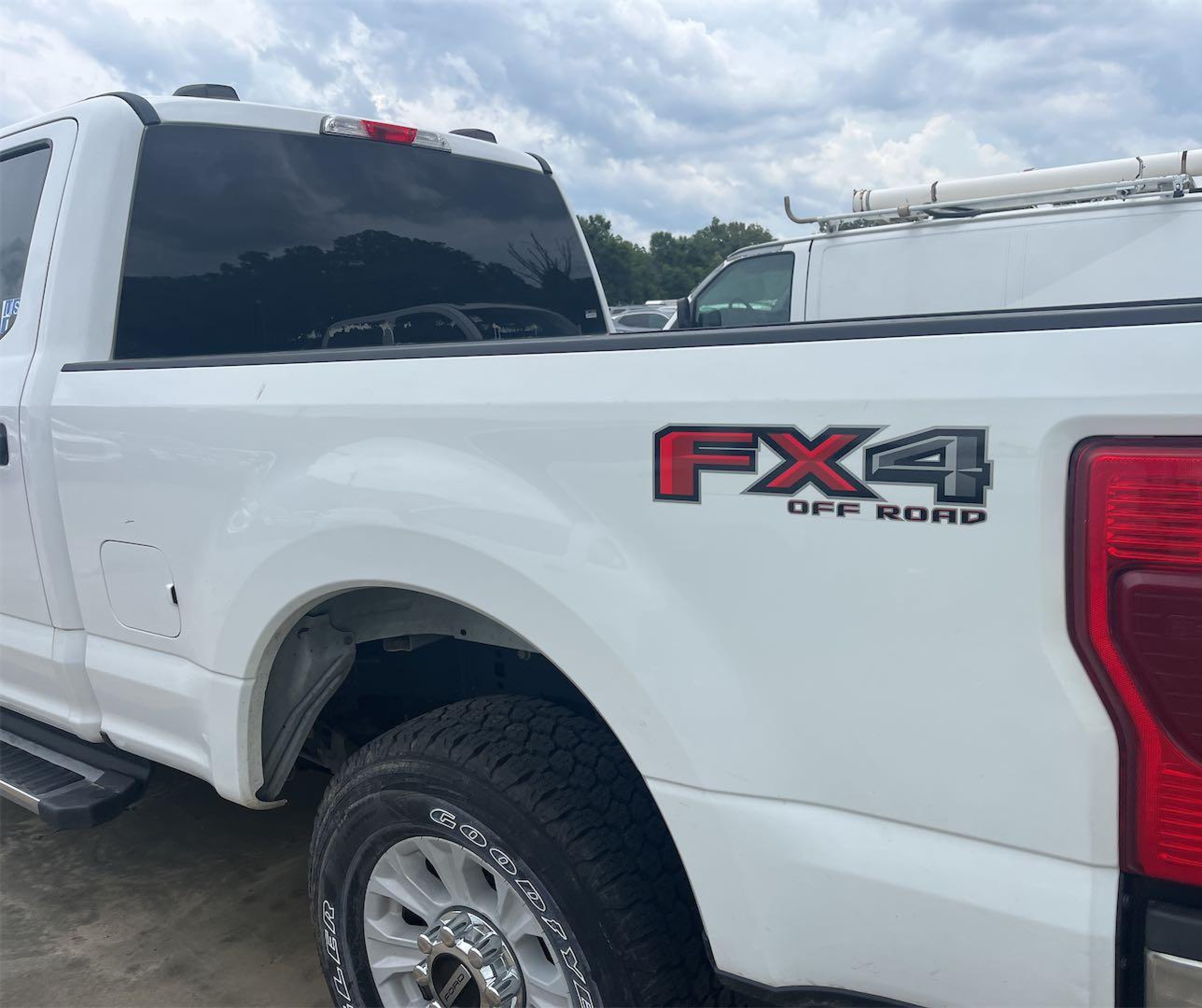 2021 Ford F250 Super Duty vin: 1FT7W2BT4MED57335